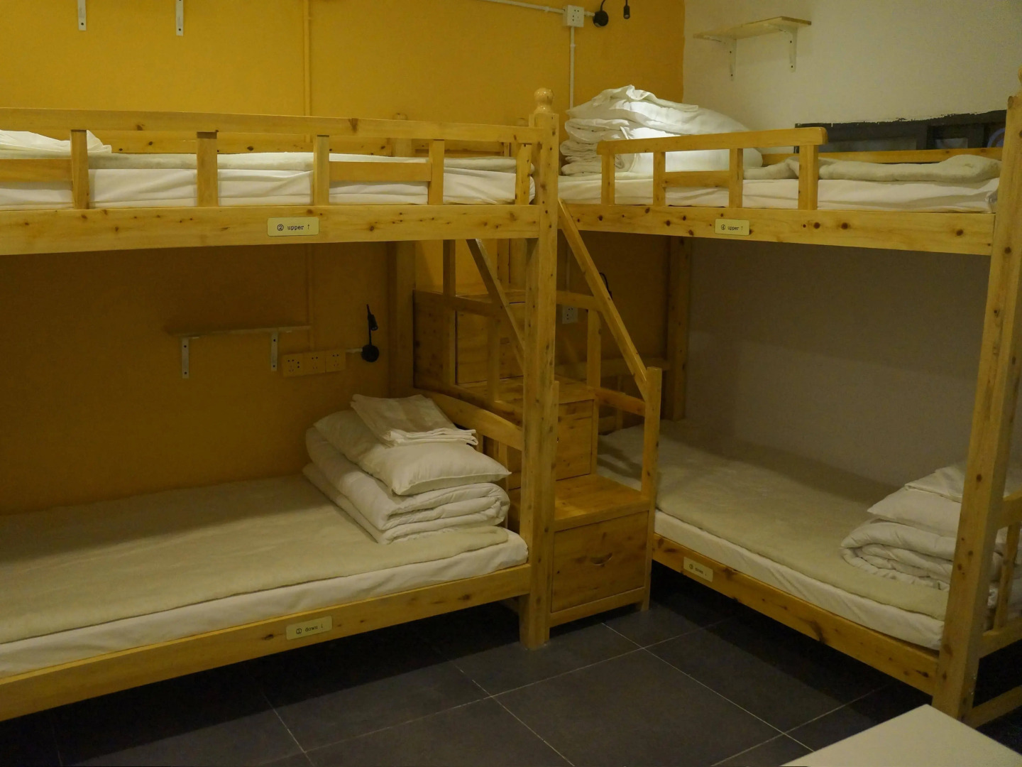 Chengdu Buttonwood Parkside Hostel