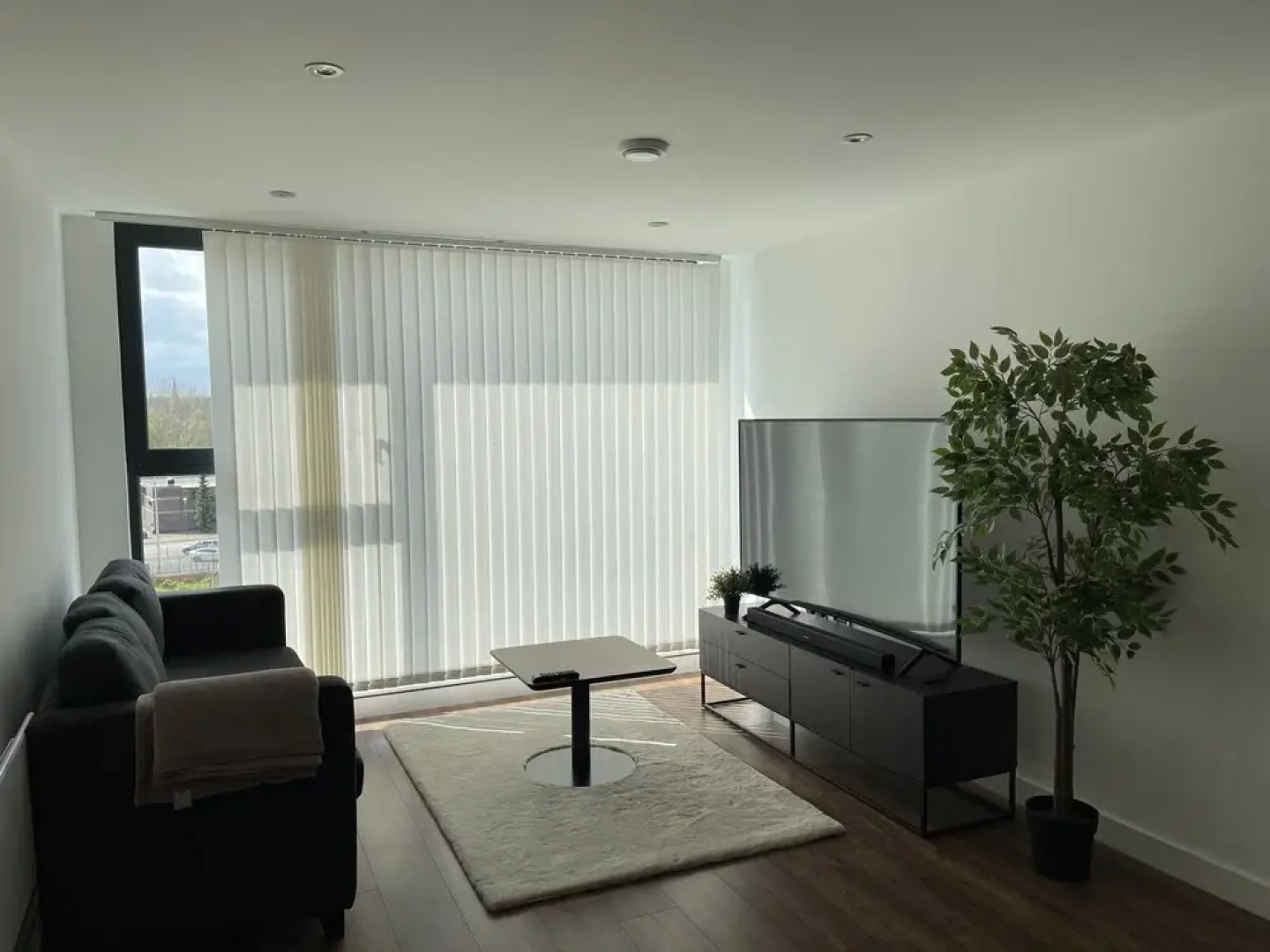 Luxury 2-bed Apartment in Manchester With Parking
