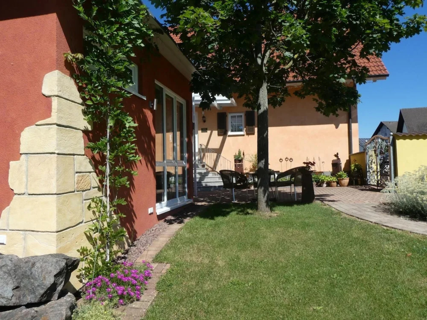 Hotel & Gästehaus Im Ziegelweg garni