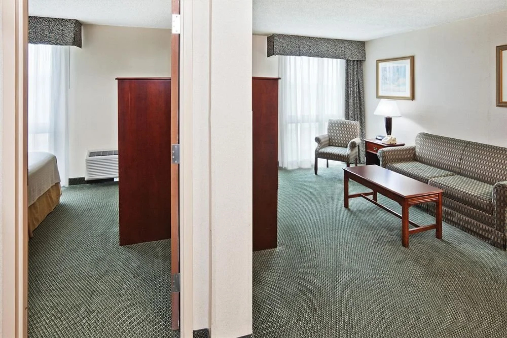 DoubleTree by Hilton Hotel Joplin