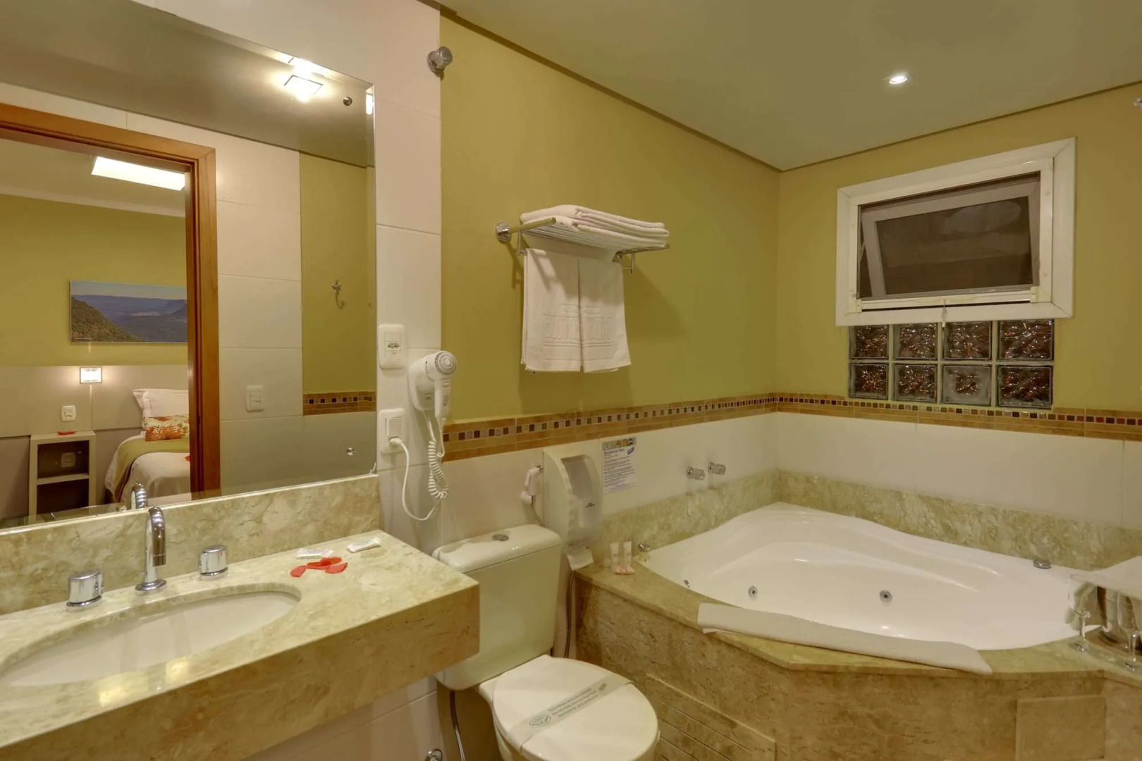 Blumen Hotel Boutique