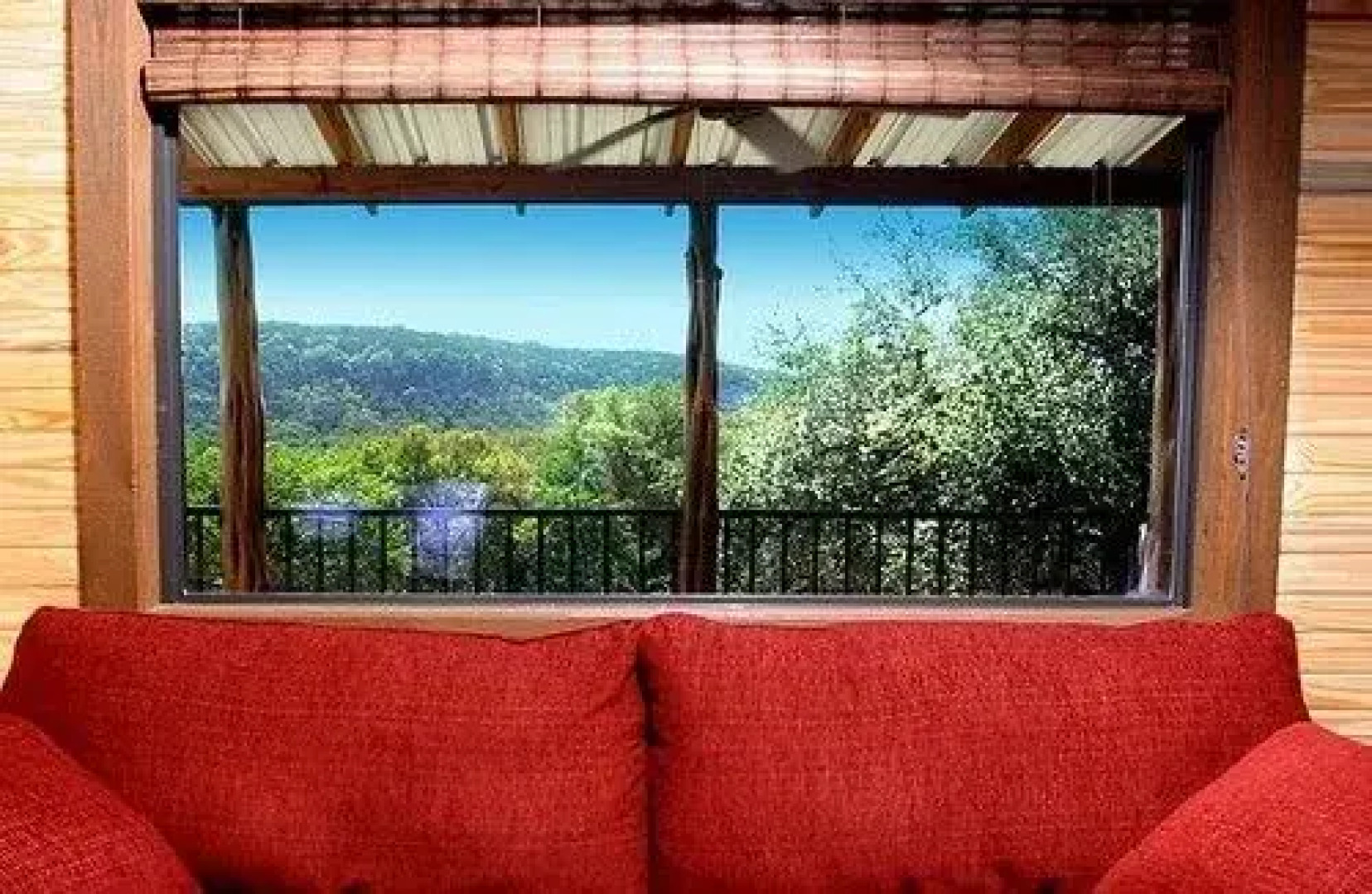 Hideout on the Horseshoe