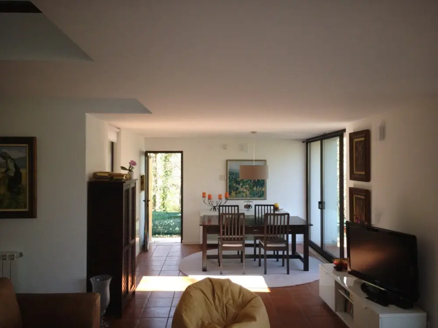 Liiiving in Caminha - Oak Tree Chill