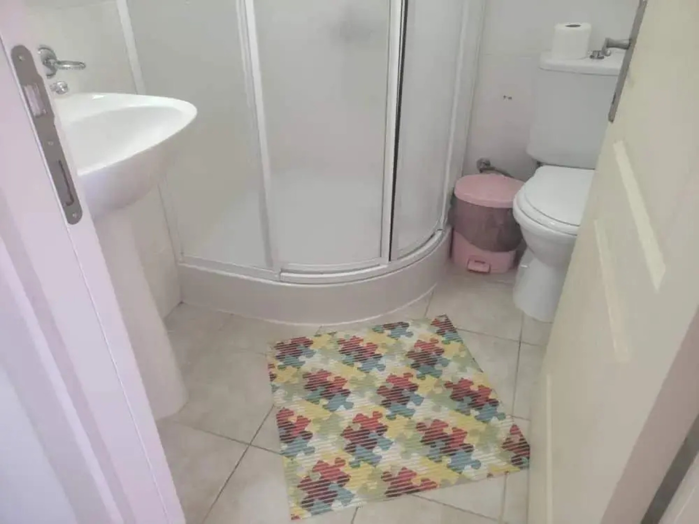 Captivating 1-bed House