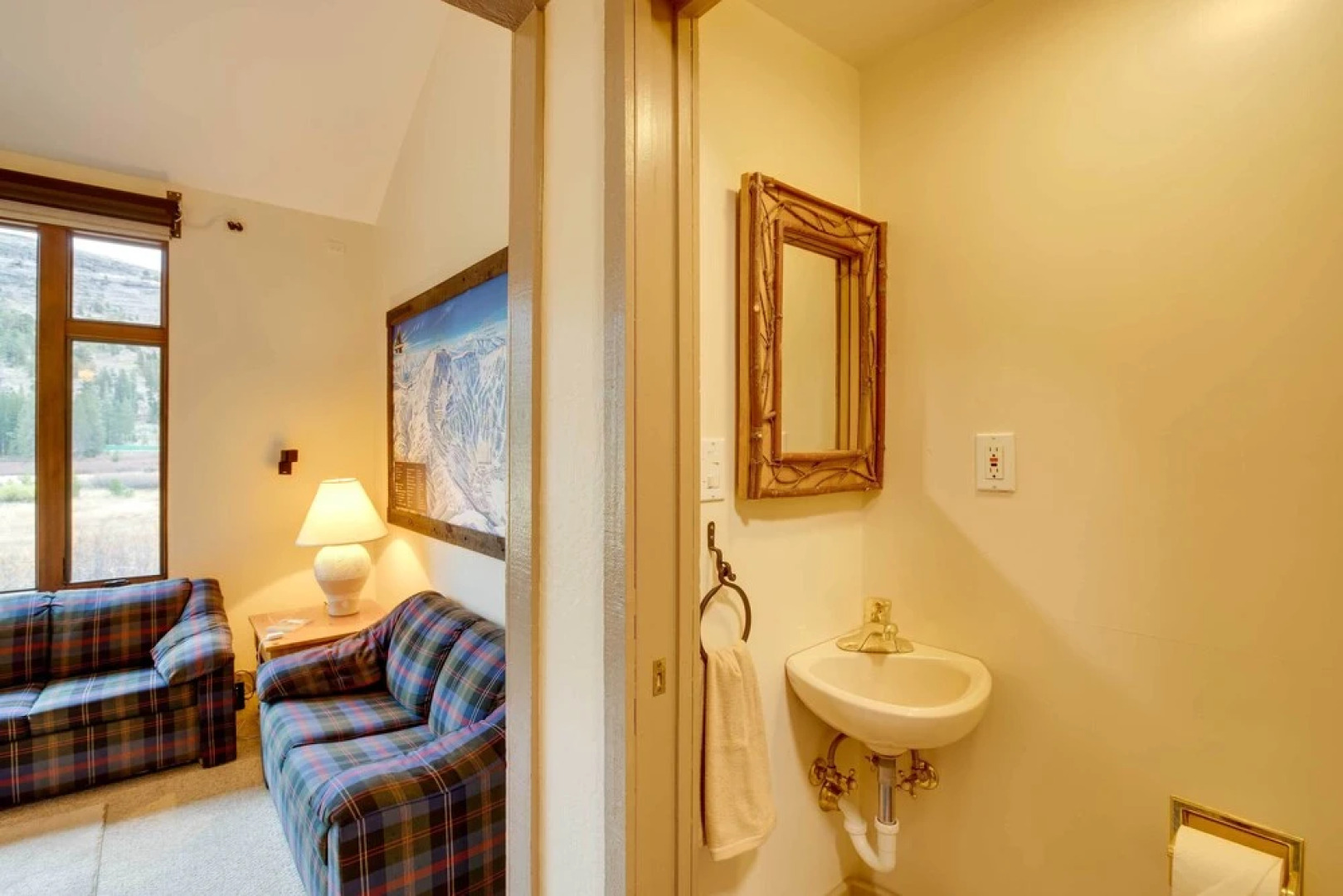 Mountain Condo w/ Fireplace in Kirkwood Ski Resort