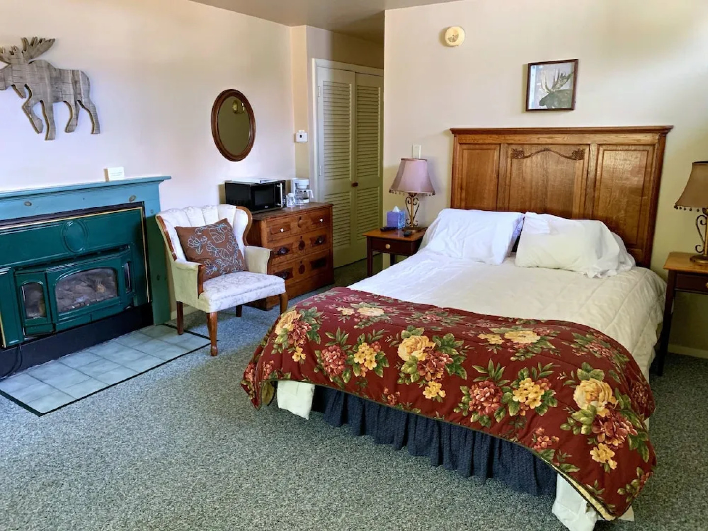 Lovett's Inn and Restaurant