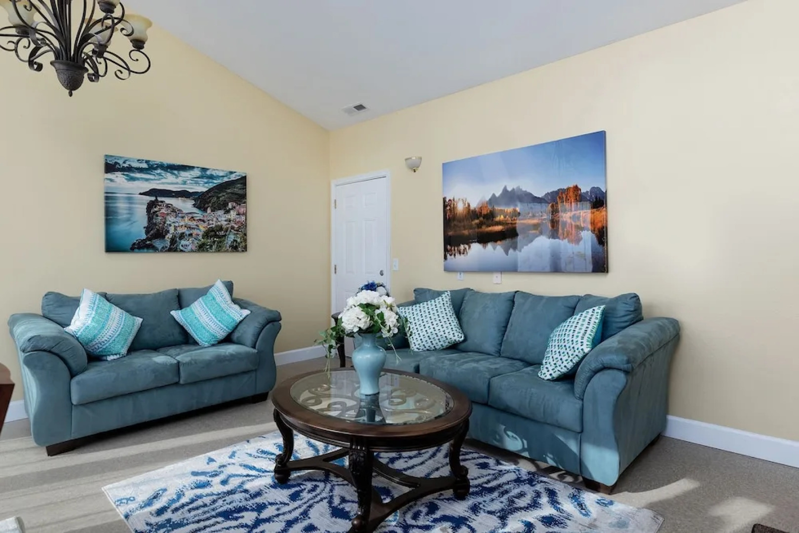 Happy Valley Bright Urban House