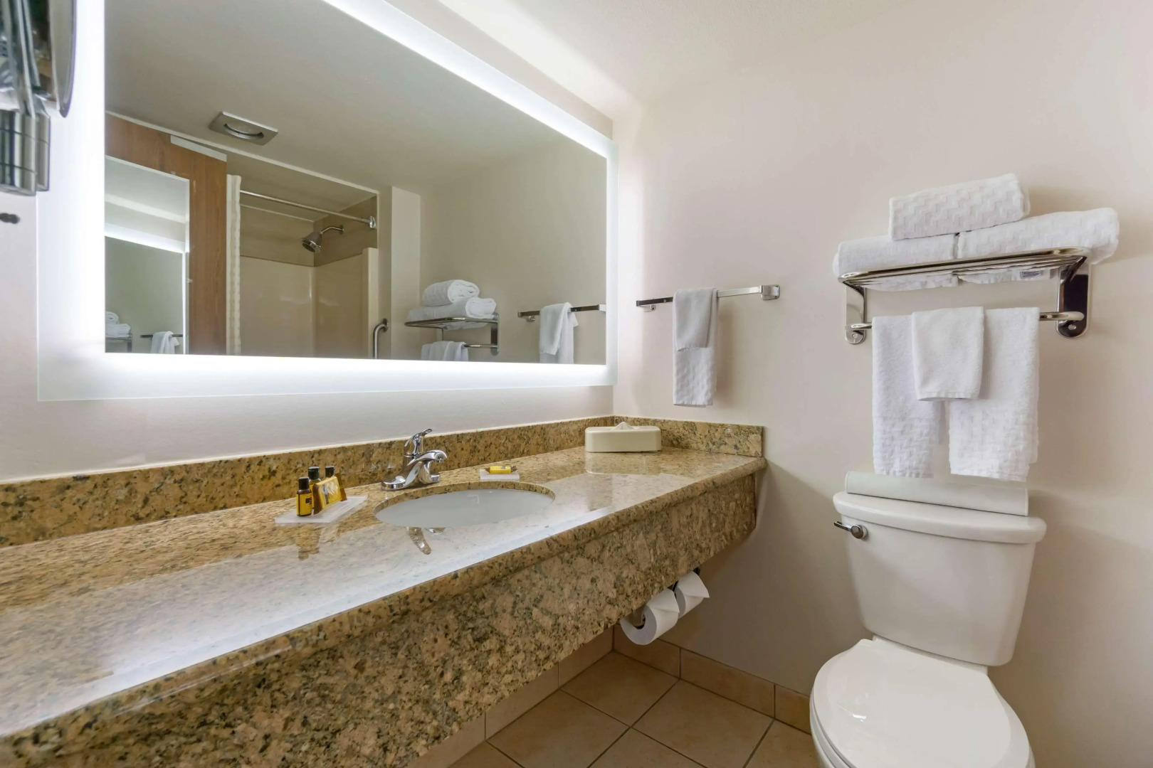 Best Western Plus Oak Harbor Hotel & Conference Center