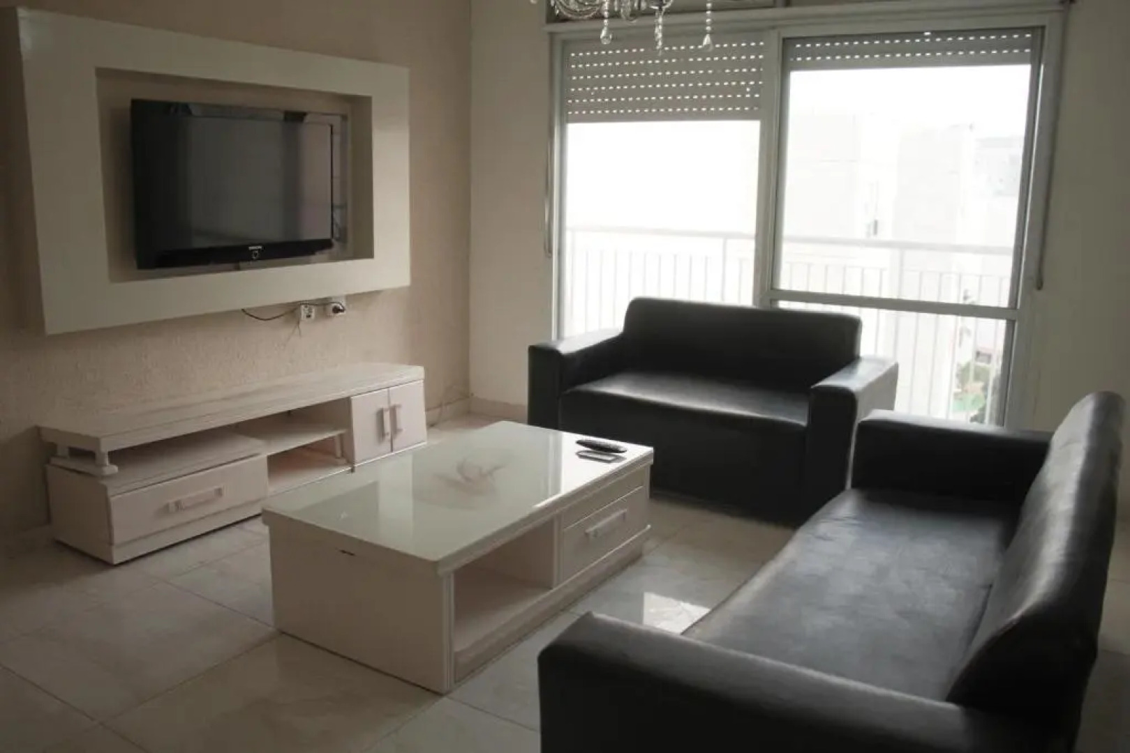 Beautiful 3 Bedroom Apartment