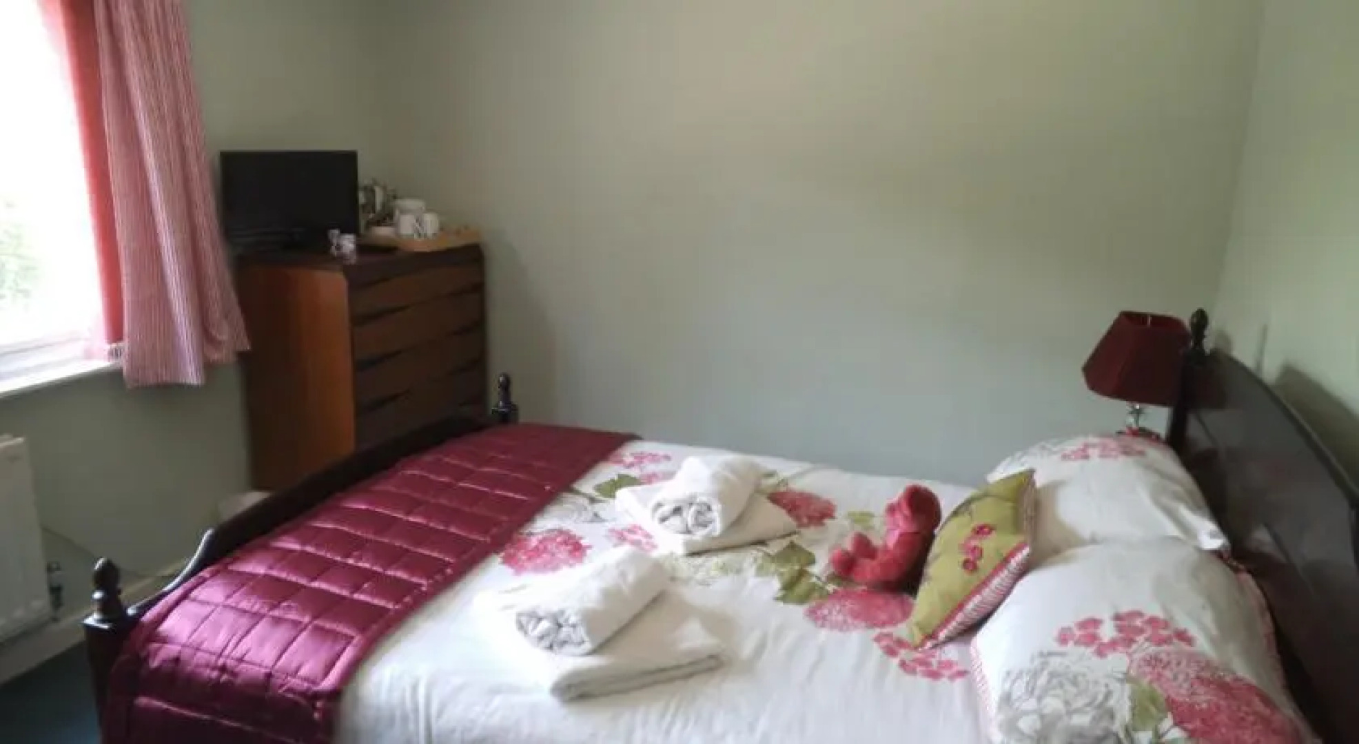 Linchens Gatwick B&B