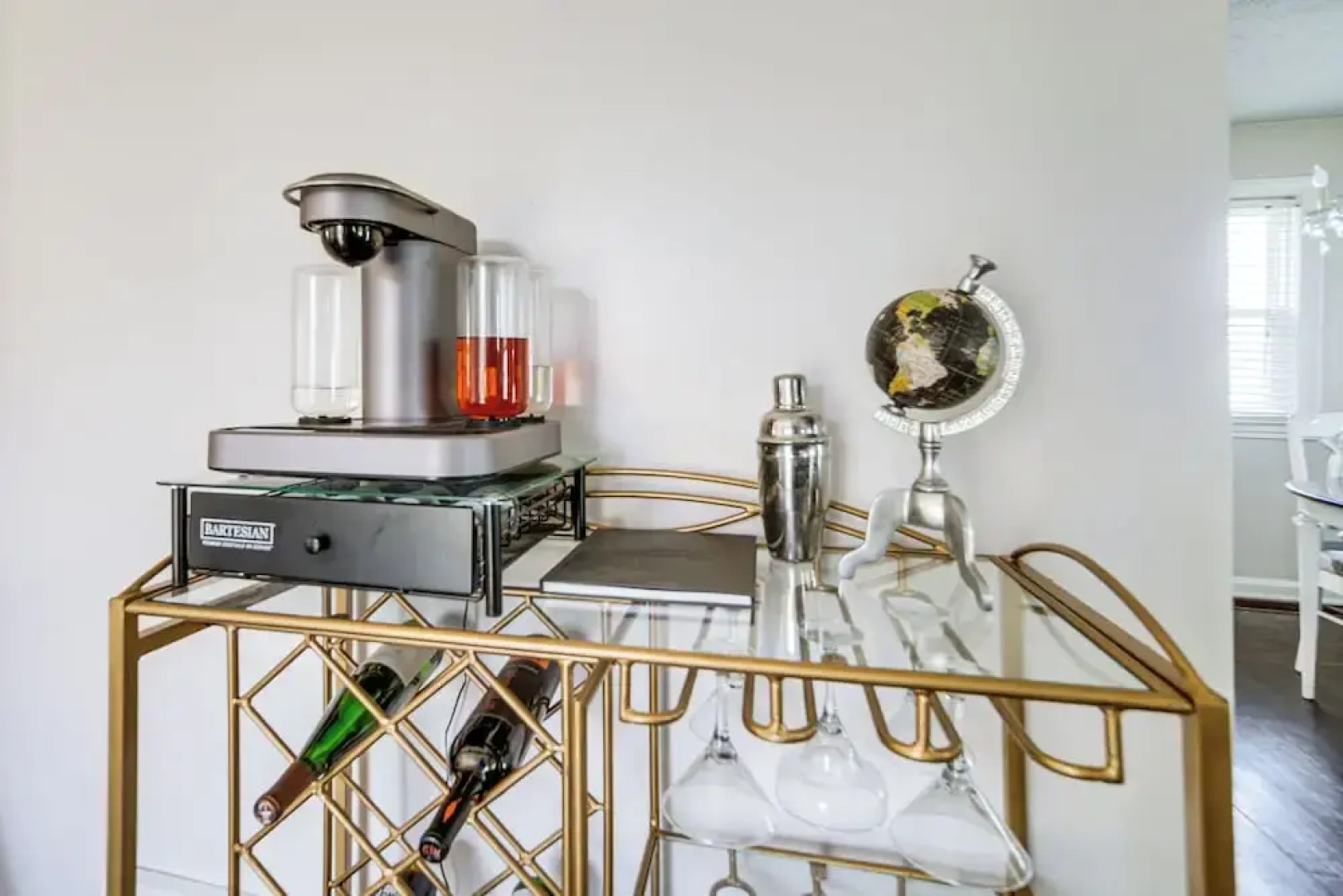 Coastal Lake Erie Cottage w/ Amazing Water Views!