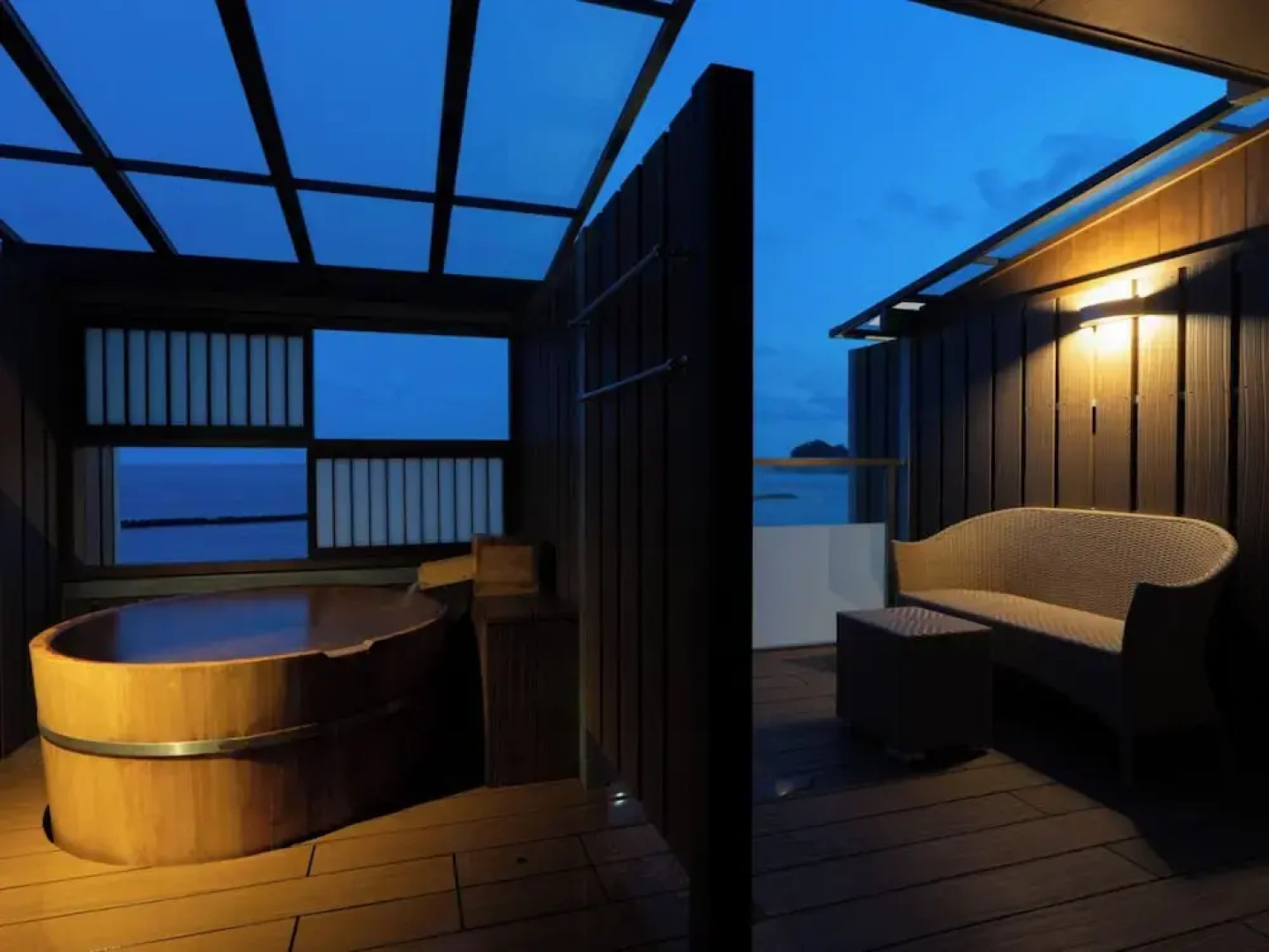 Isoarukinoyuyado Ushiogumo