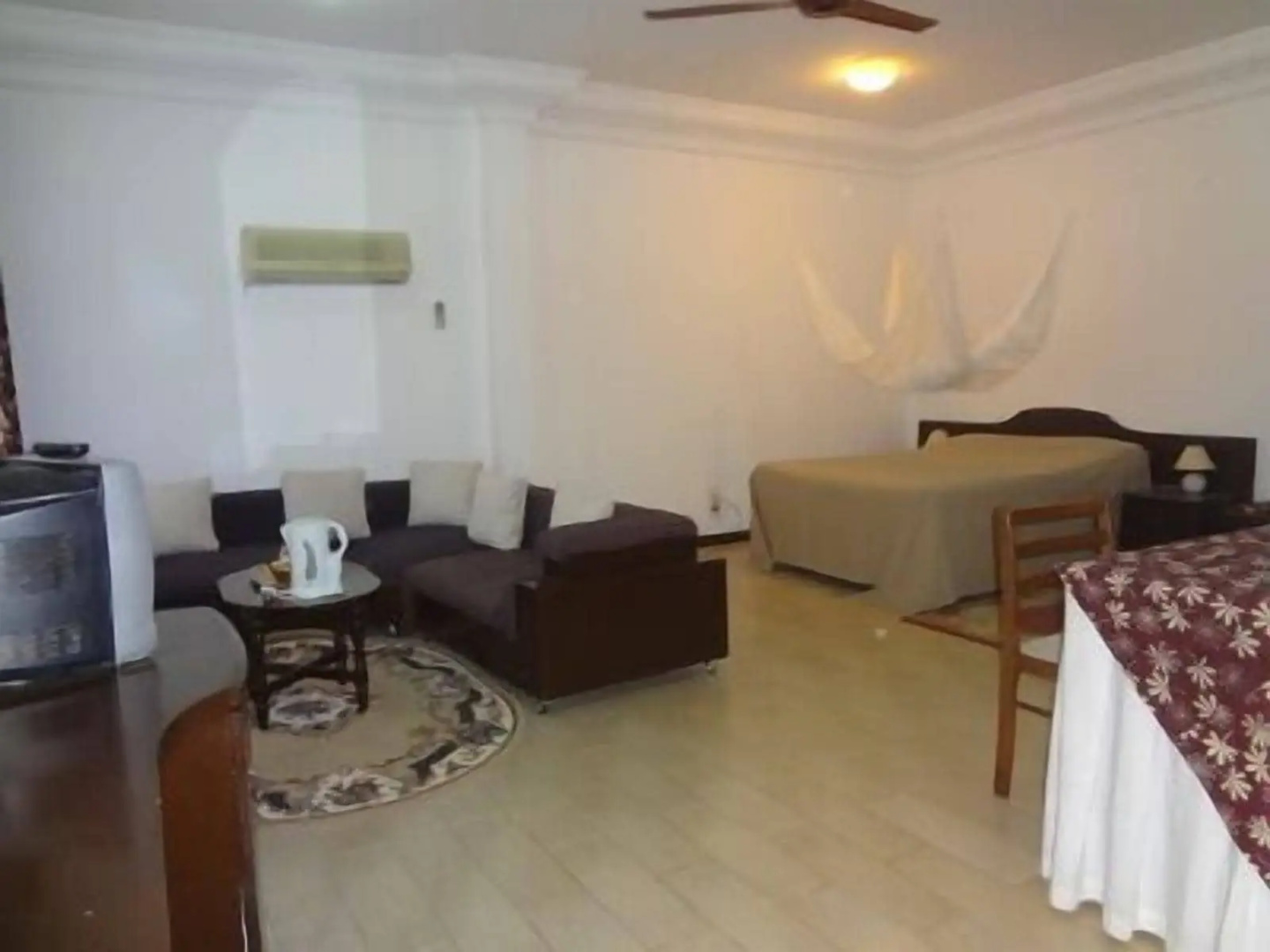 Roc Heights Lodge