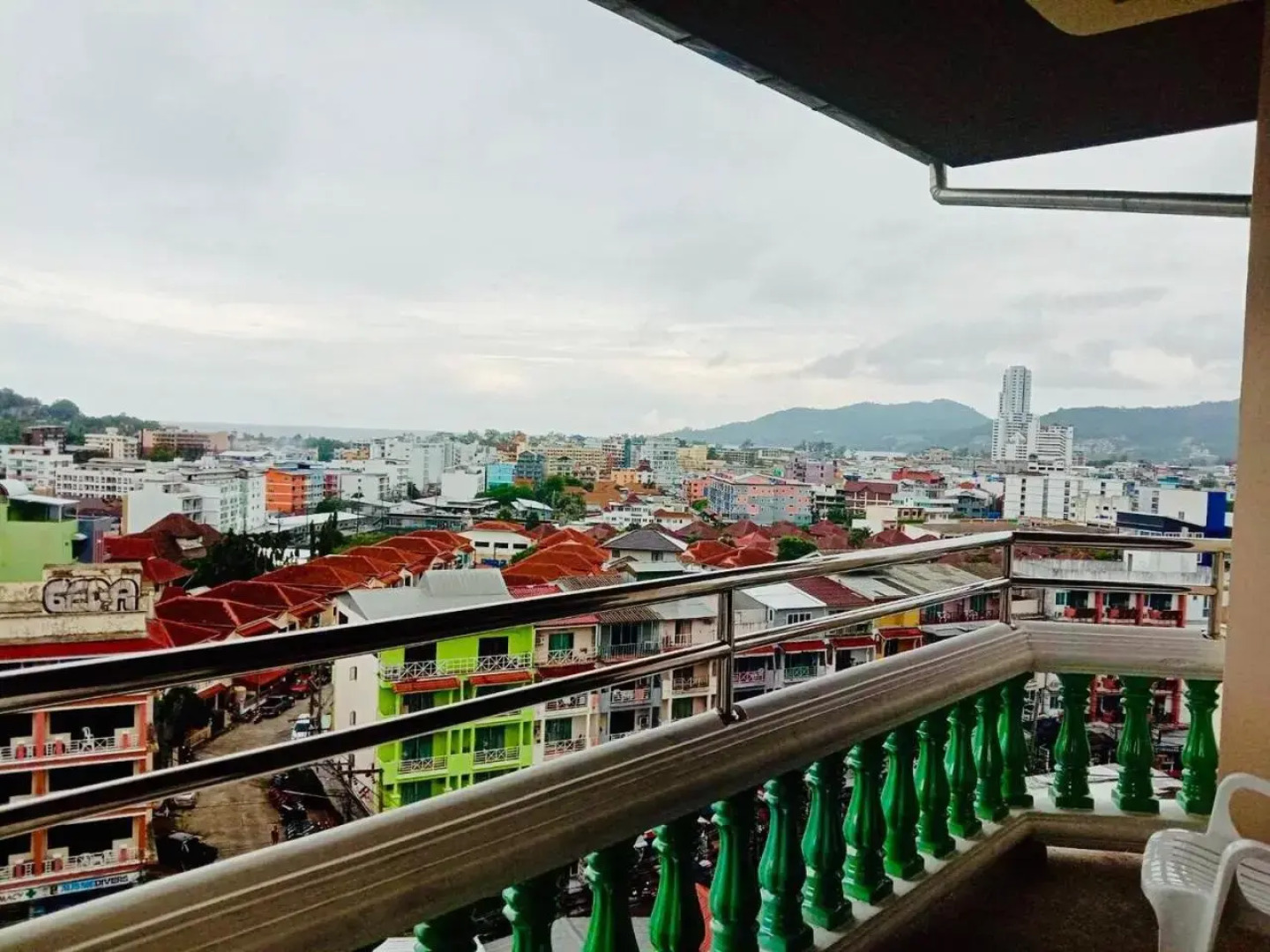 Jiraporn Hill Resort