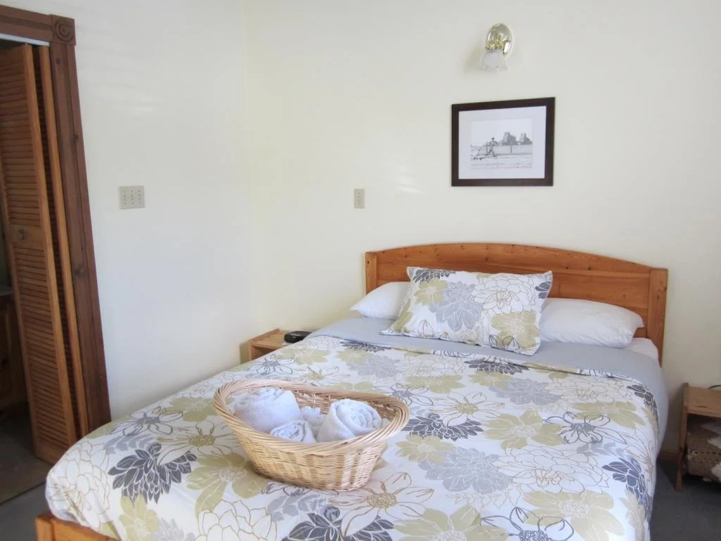 5th Avenue Bed & Breakfast