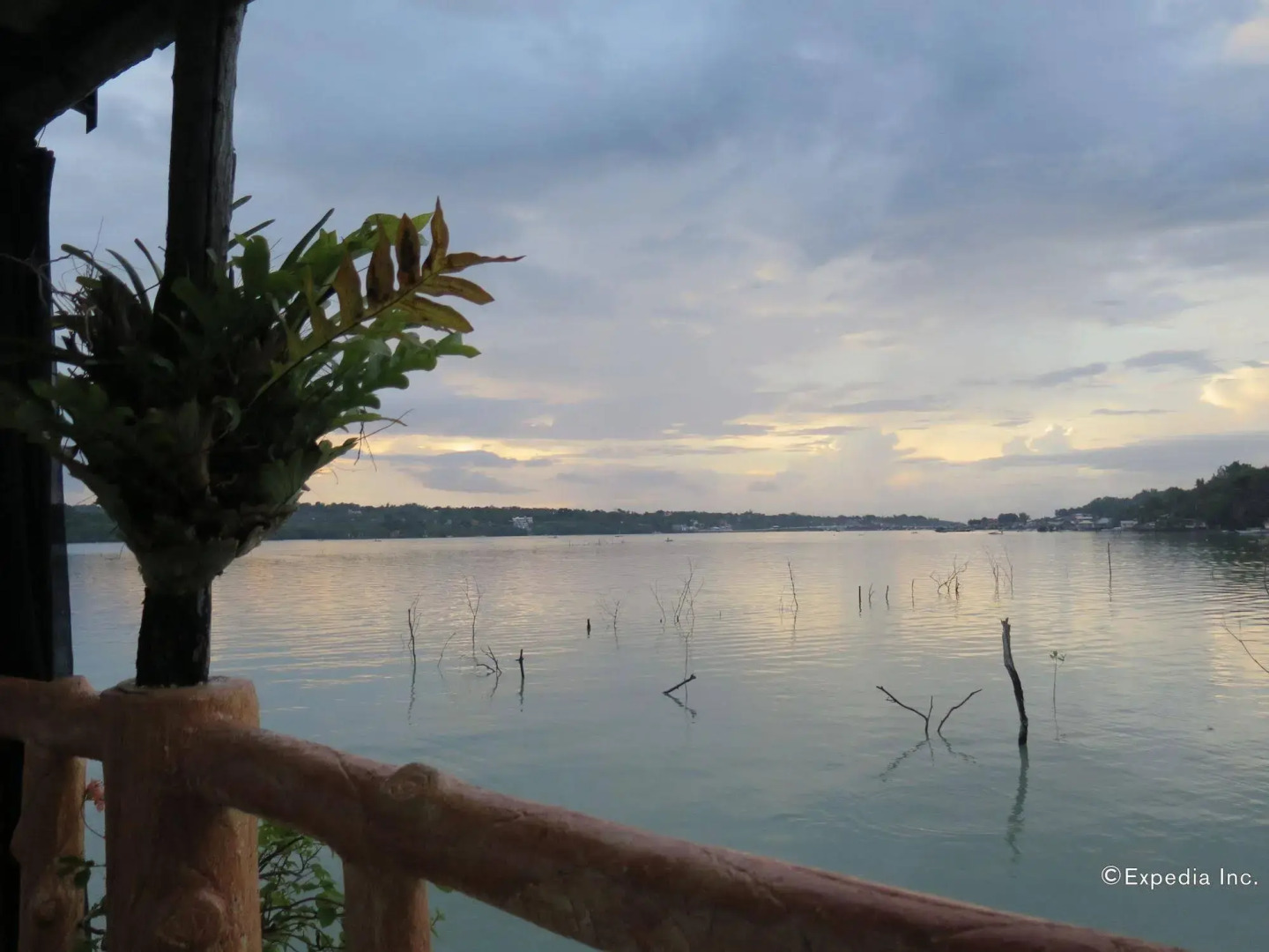 Villa Alzhun Tourist Inn and Restaurant