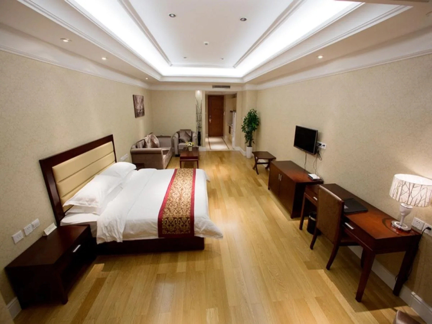 Suzhou Puyu Zhongrun Apartment Hotel