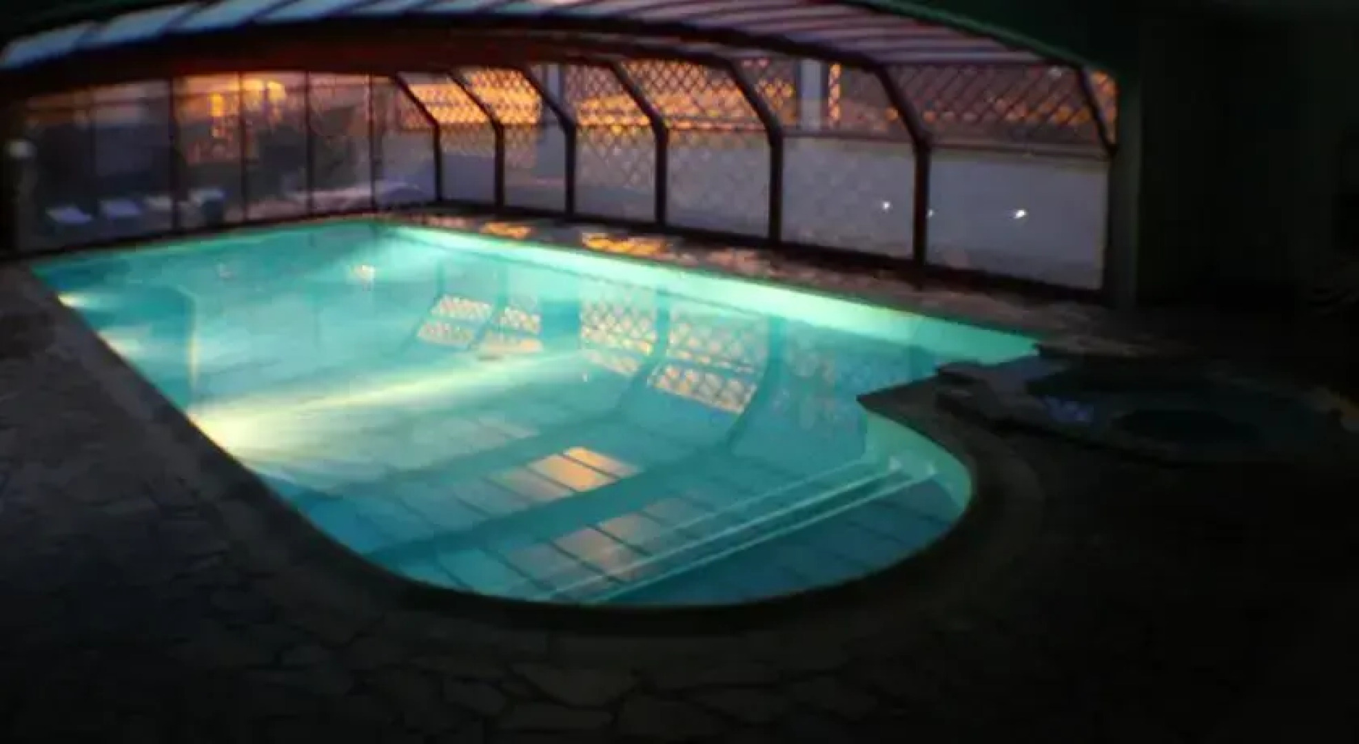 Hotel Bar Restaurant La Pomme de Pin