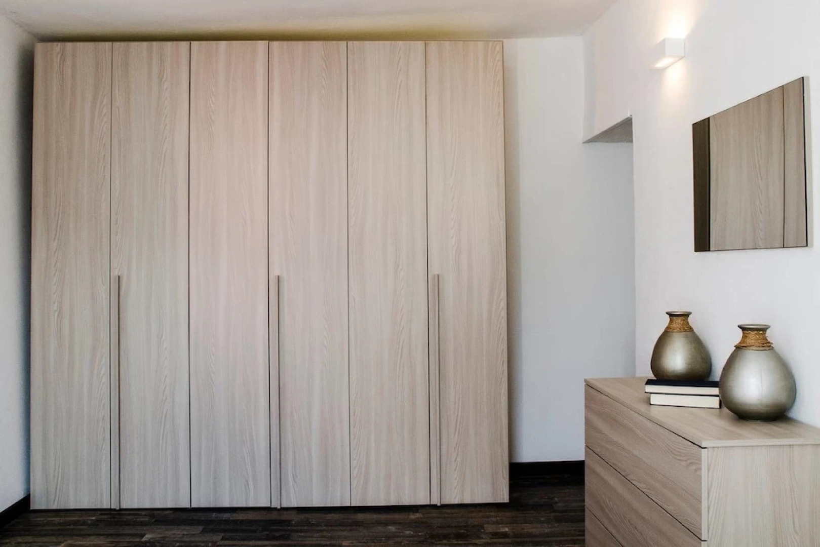 ALTIDO Cozy Lake View