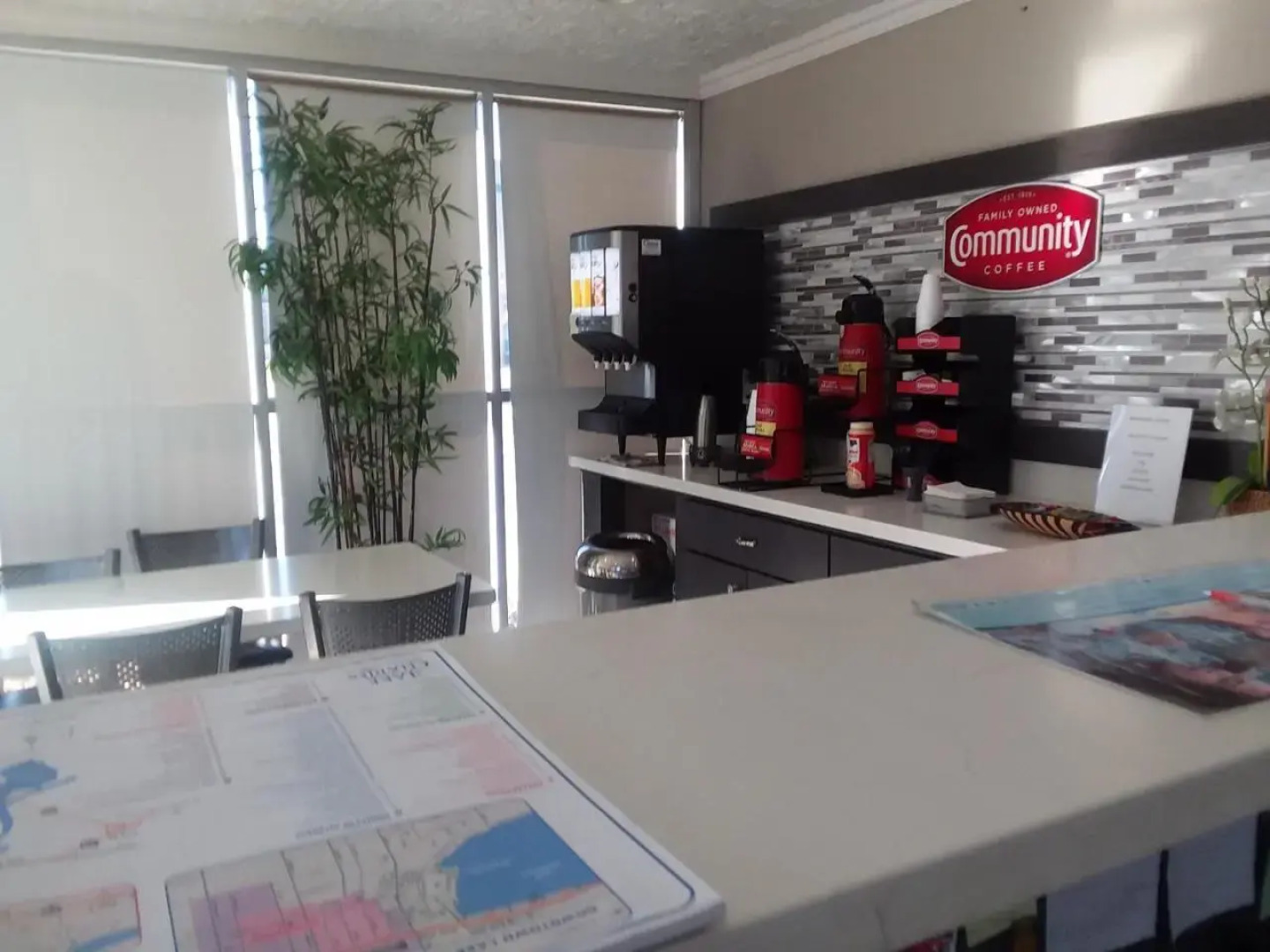 Howard Johnson Express Inn - Lake Charles