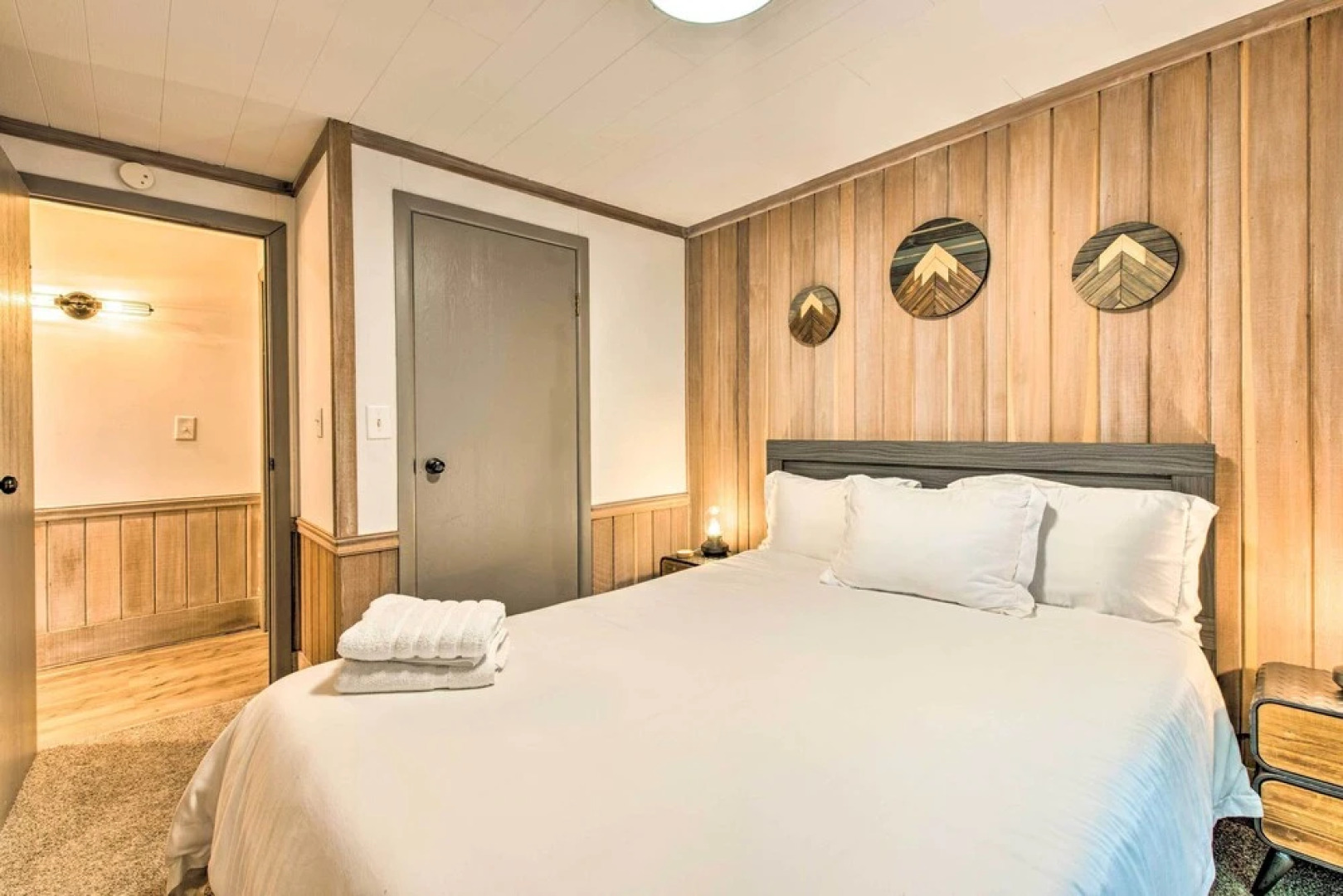 Pet-friendly Pocono Pines Rental w/ Hot Tub!