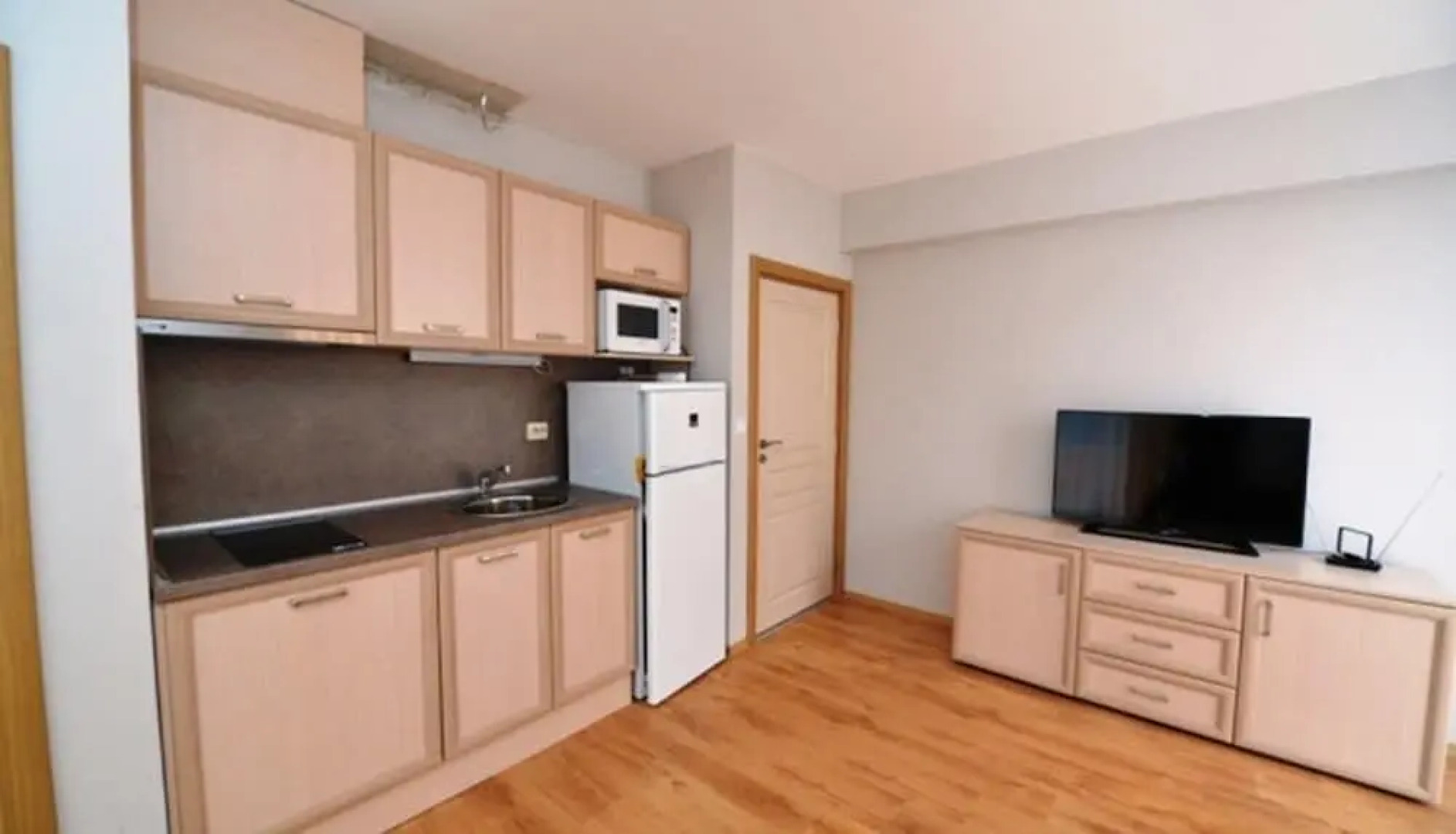 Riviera Garden Apartments