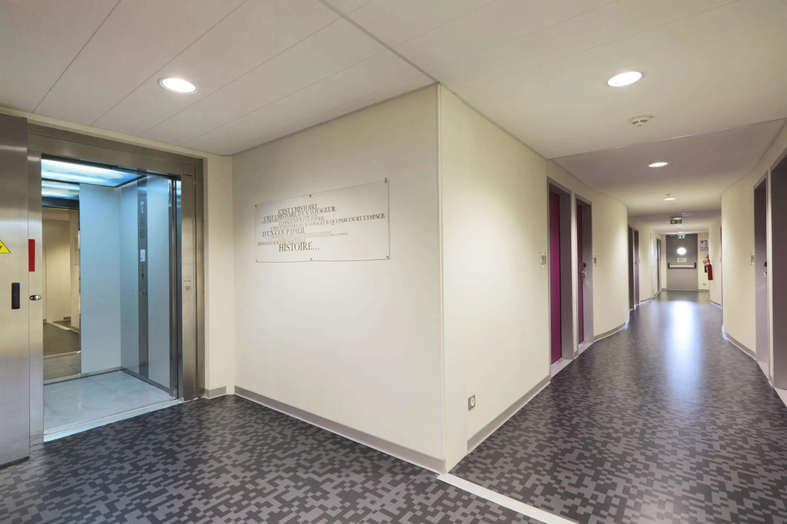 Kyriad La Garde - Saint Chely D'apcher