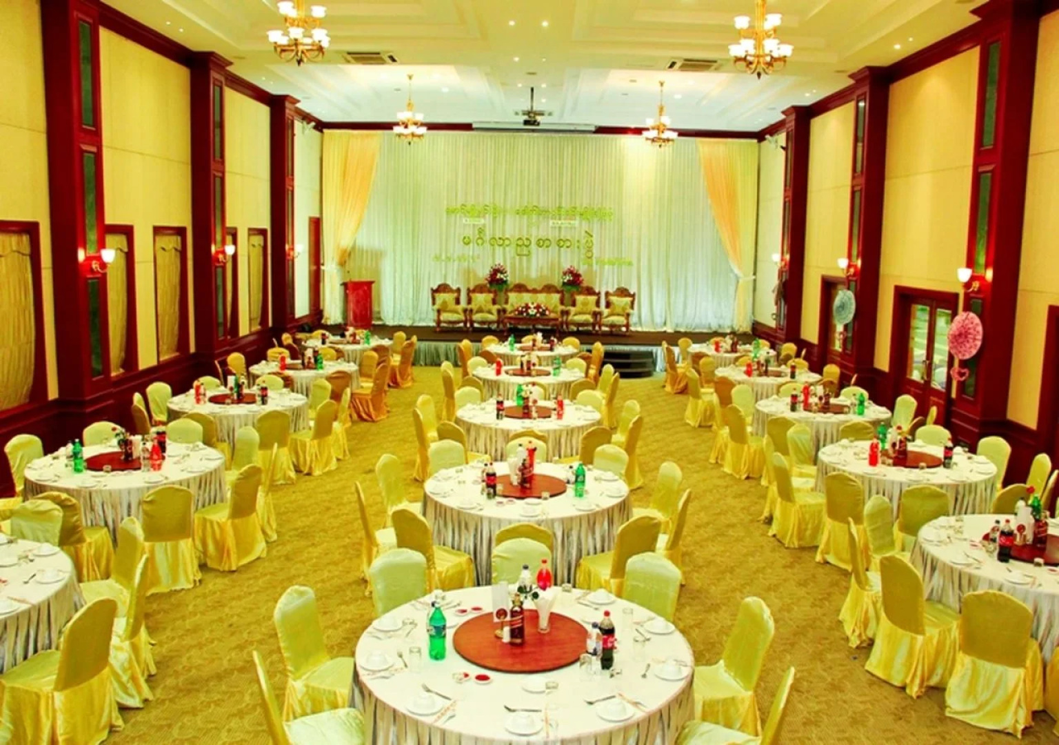 Mawlamyaing Strand Hotel