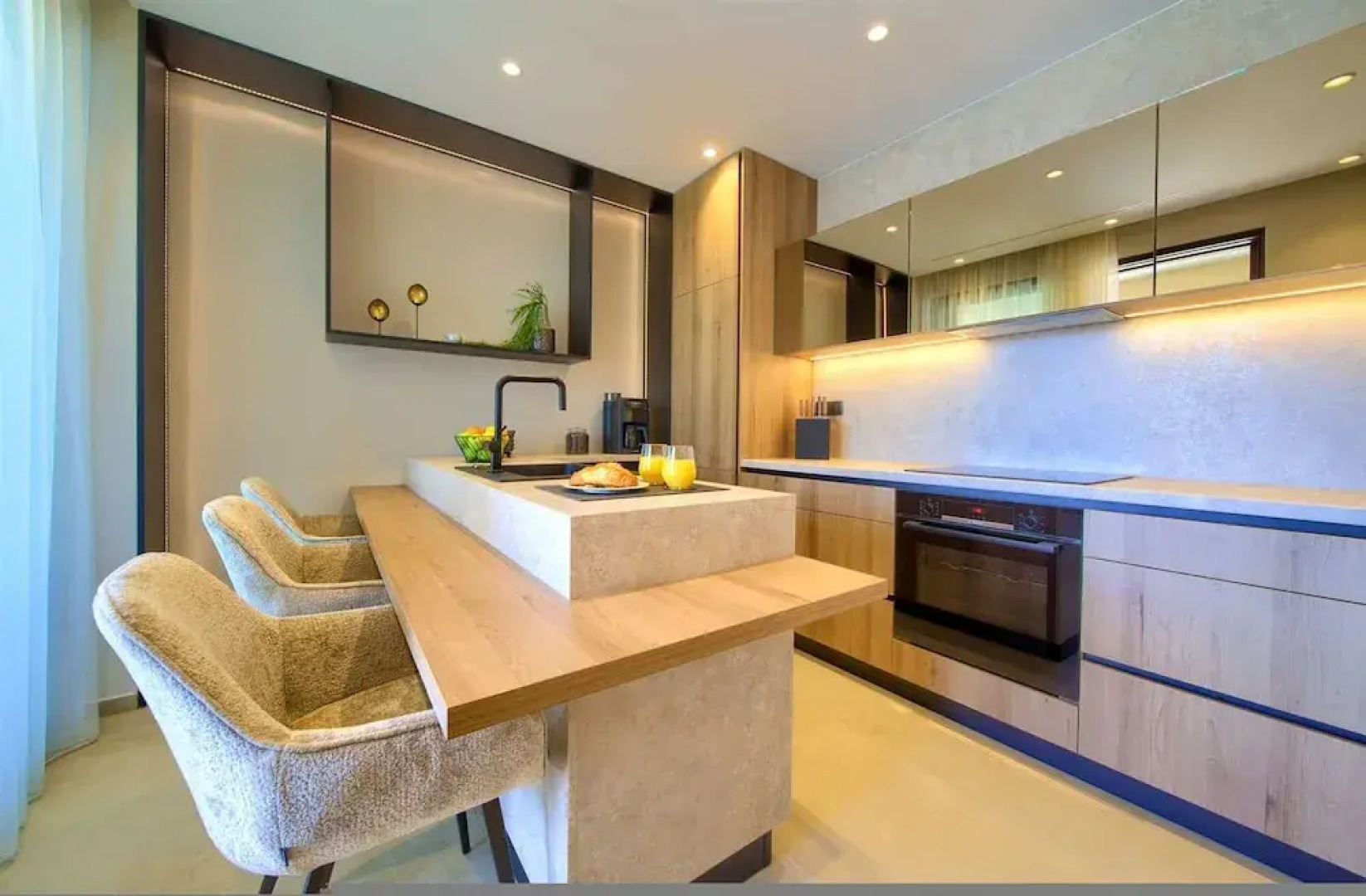 Villa Lady With Heated Pool Jacuzzi and Sauna