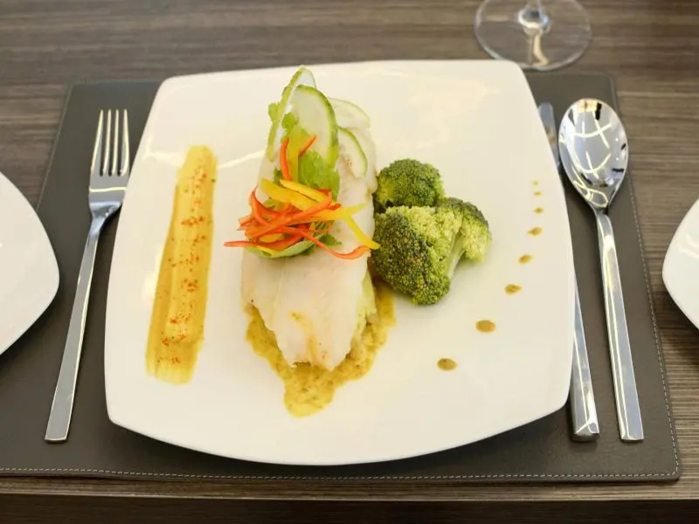 Space Apartments & Suites