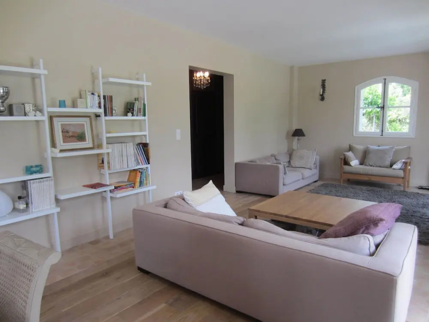 Atmospheric Villa in Pottery Town Salernes , Near Many Lovely Villages