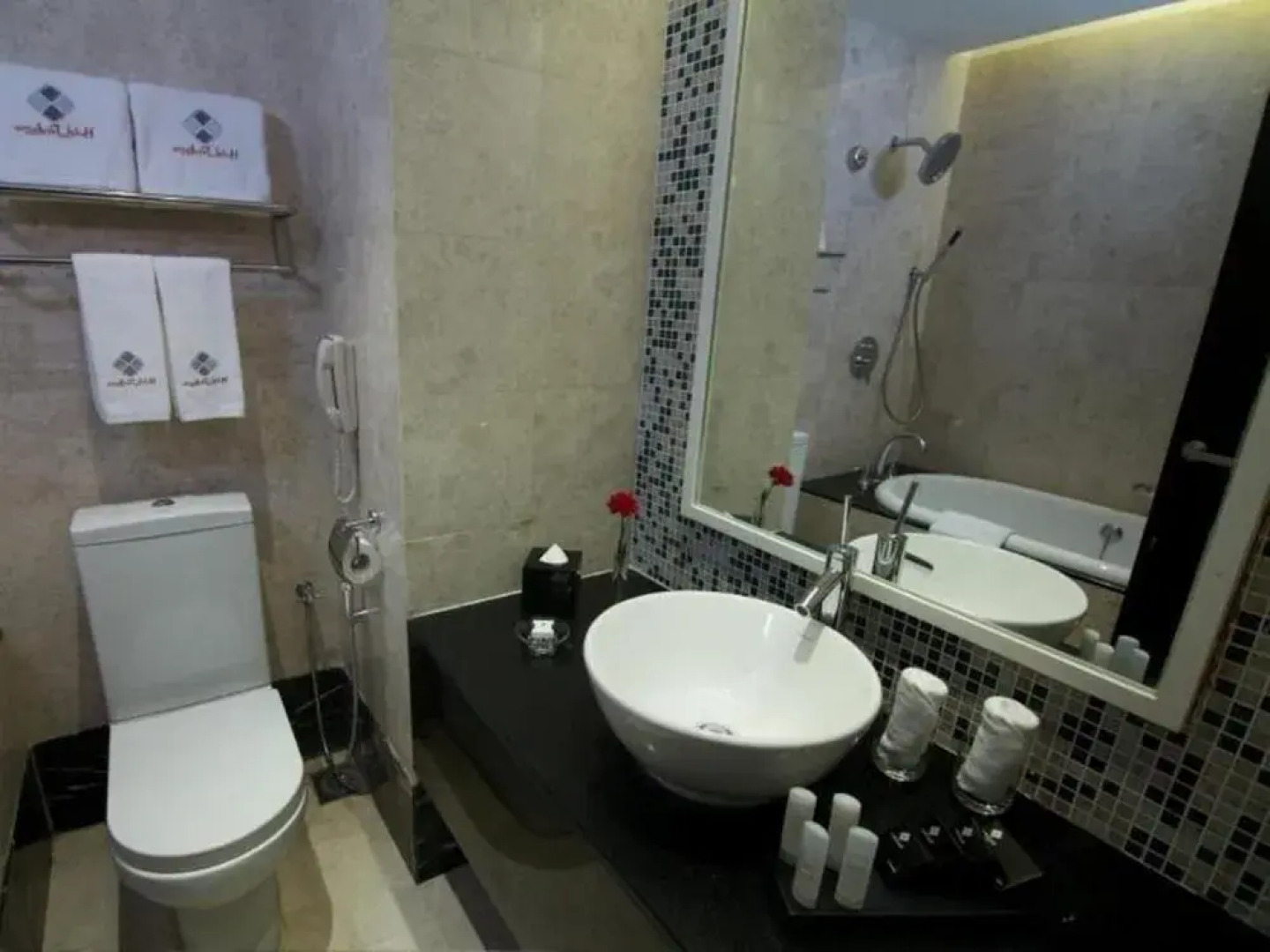 Sam Suite D´Perdana