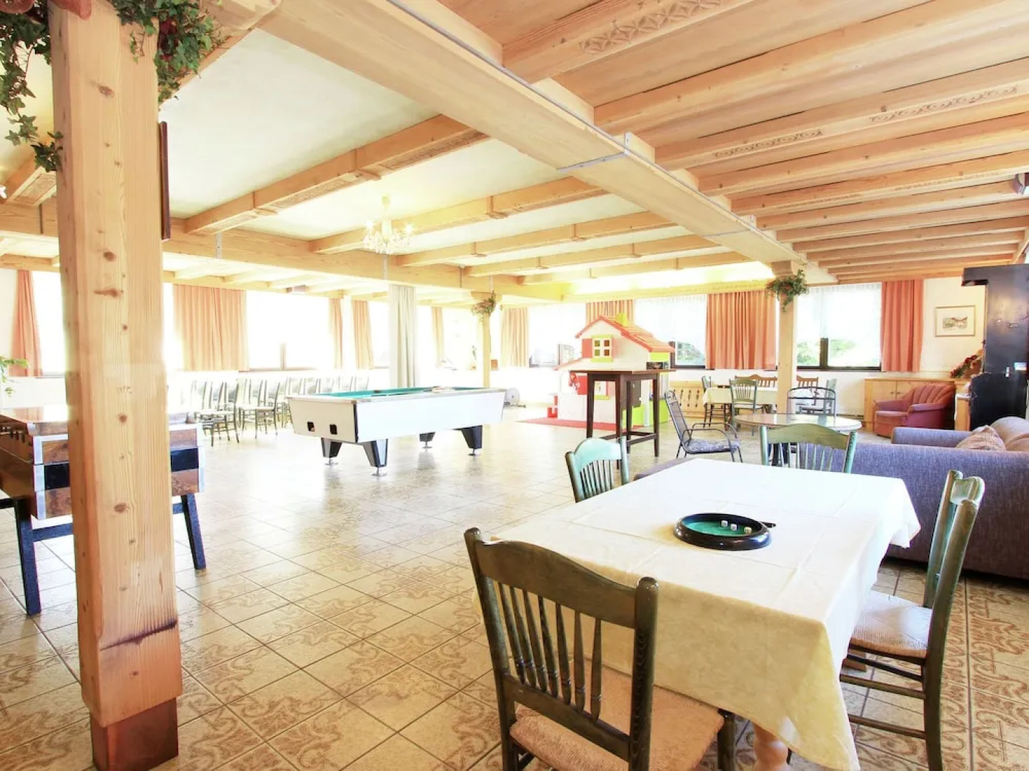 Modern Mansion in Itter with Sauna