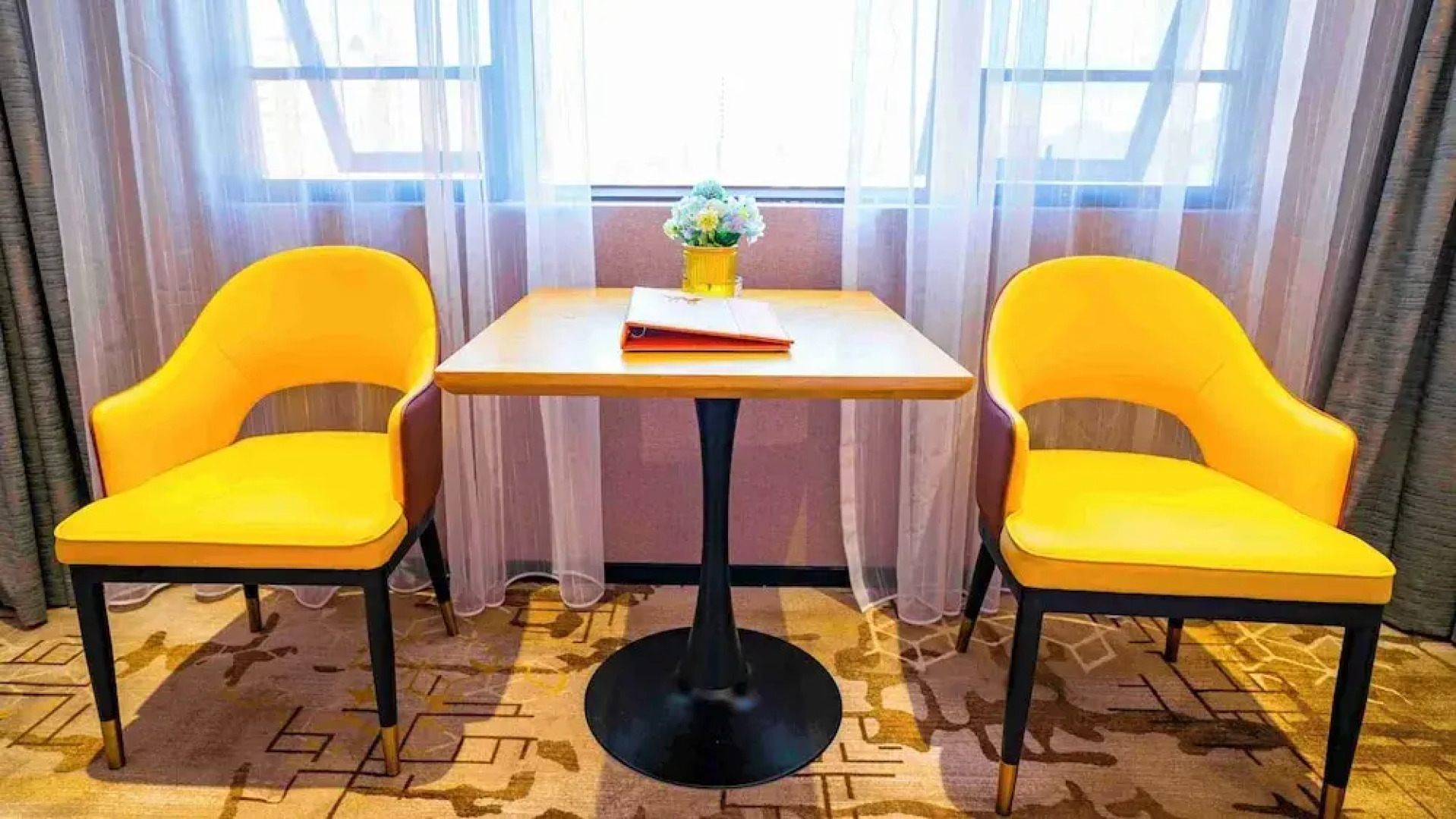 Yuntai Guanjing International Hotel