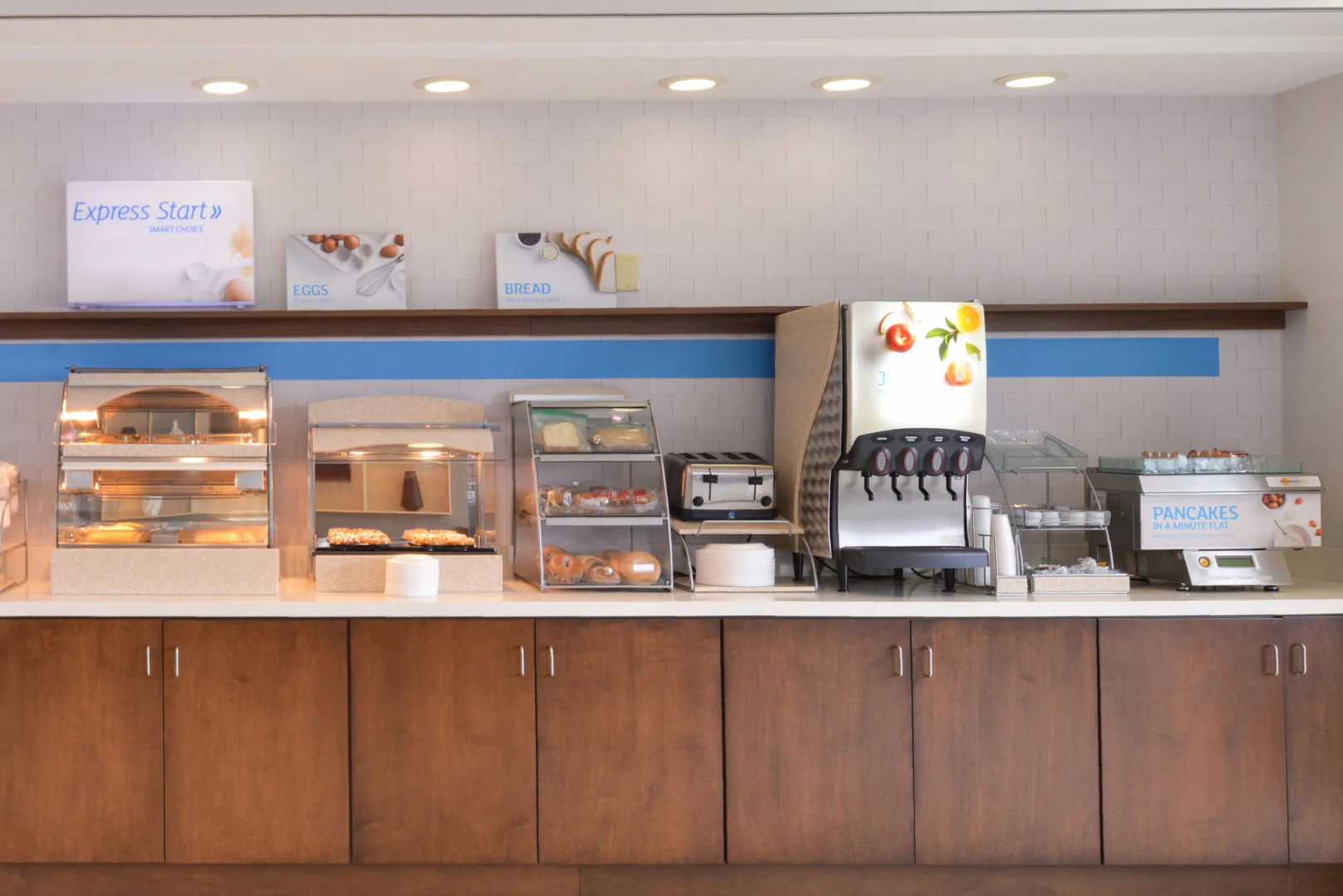 Holiday Inn Express & Suites Parkersburg-Mineral Wells by IHG