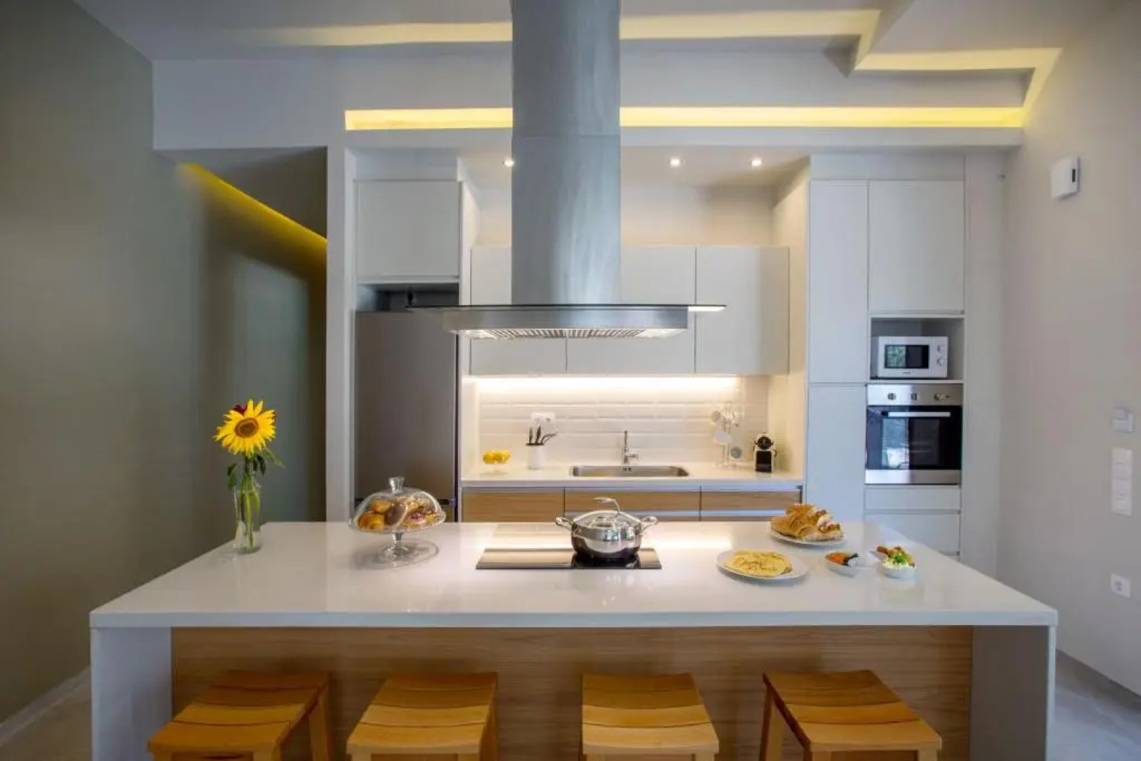 Eumelia Villa, melody of nature, By ThinkVilla