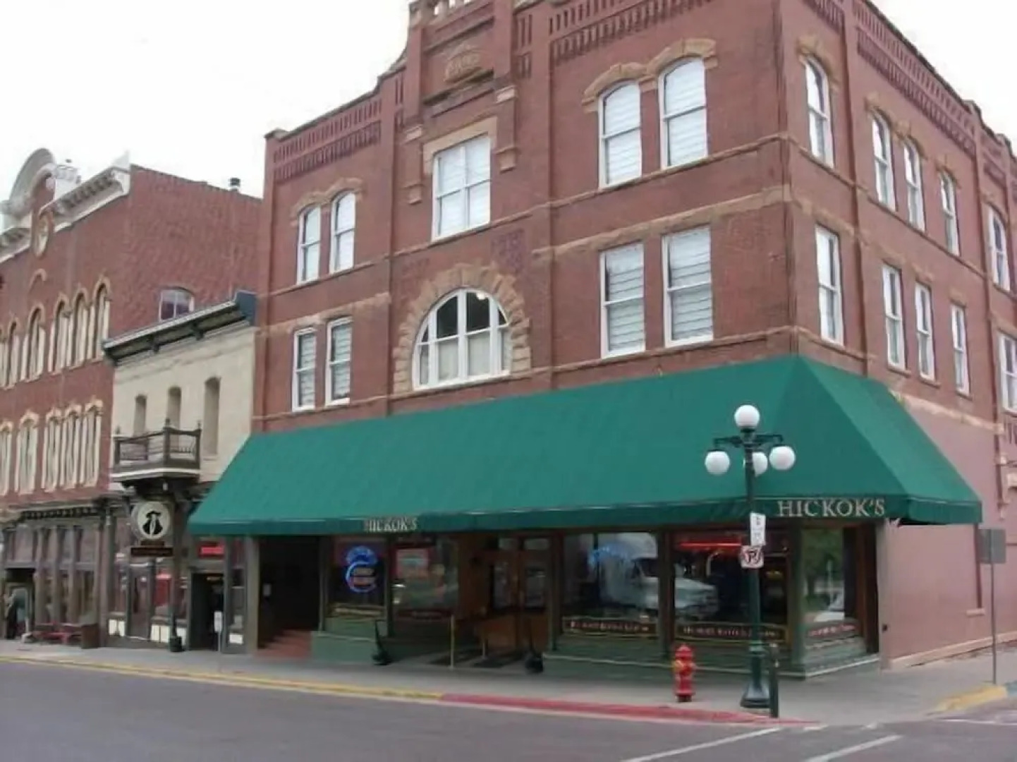 Hickoks Hotel and Gaming