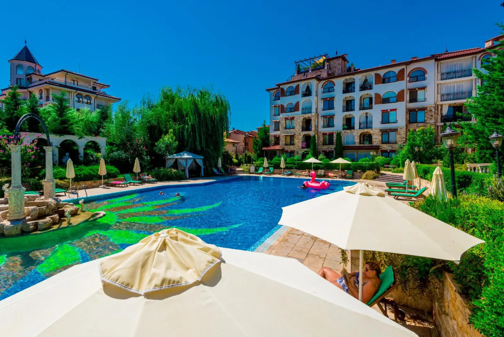 Esteban VIP Residence Club