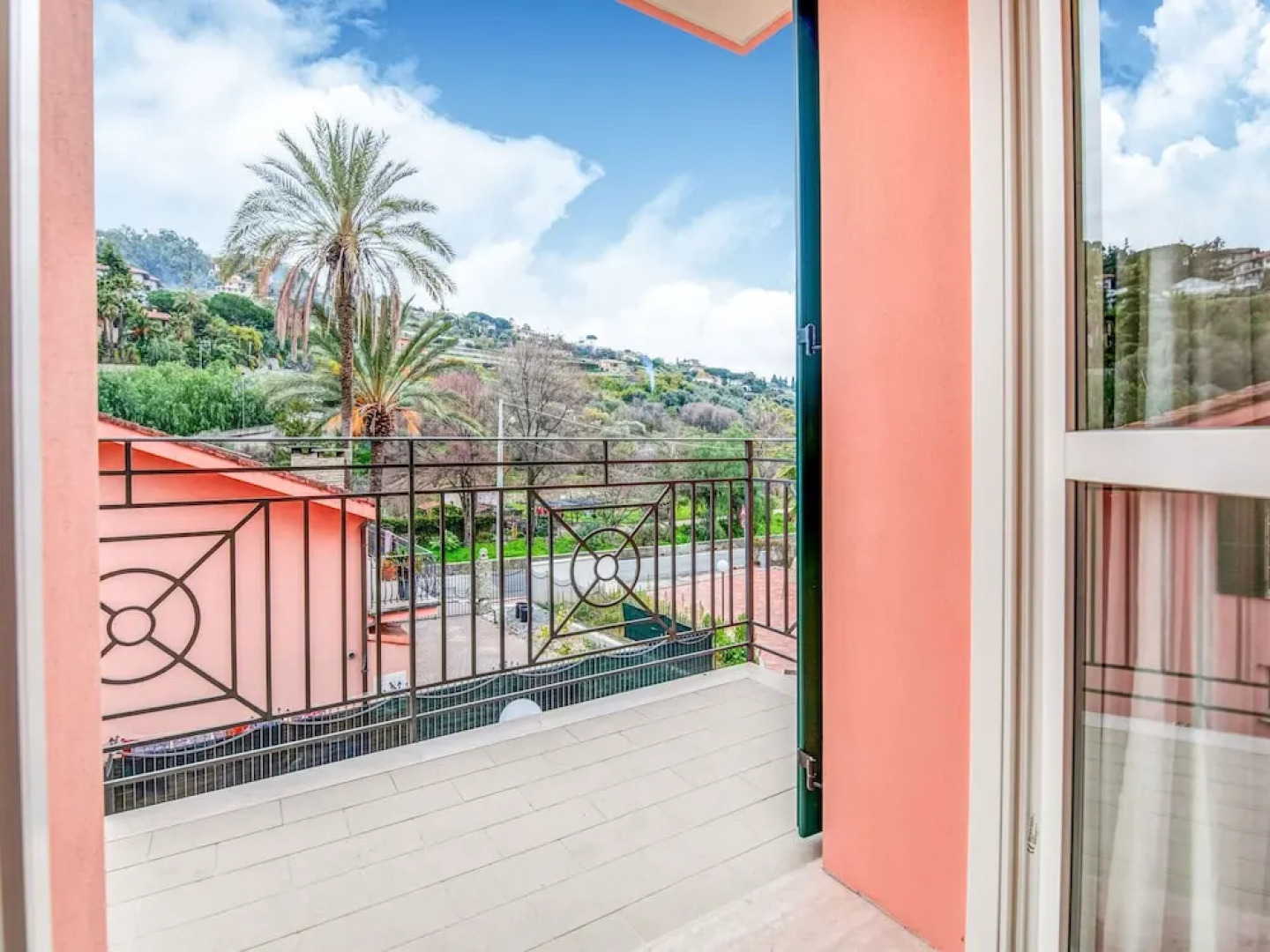 Lovely Apartment in Bordighera With Terrace