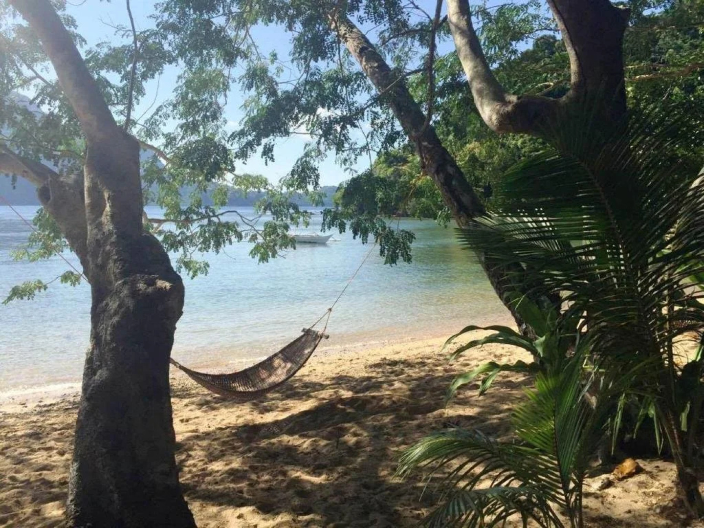 Garden Bay Beach Resort El Nido