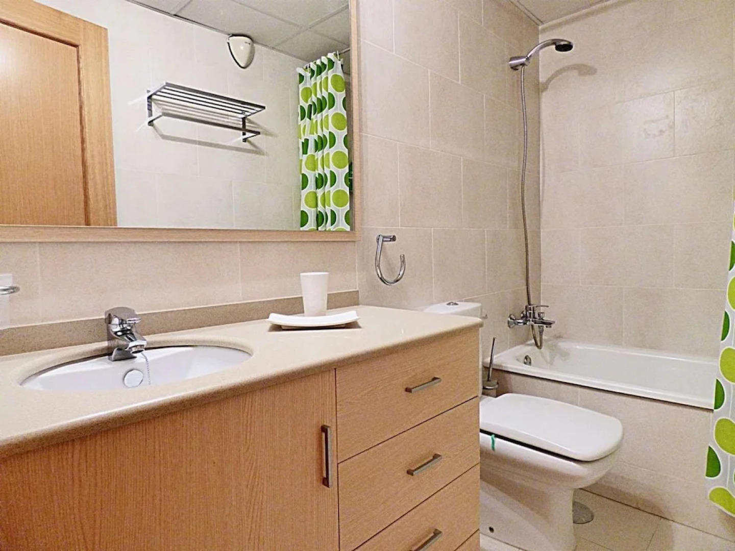 3 Dormitorios 2 Baños & Parking