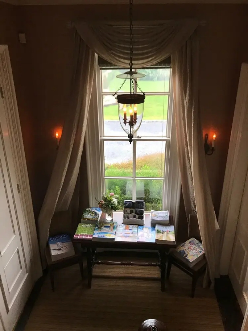 Jedediah Hawkins Inn