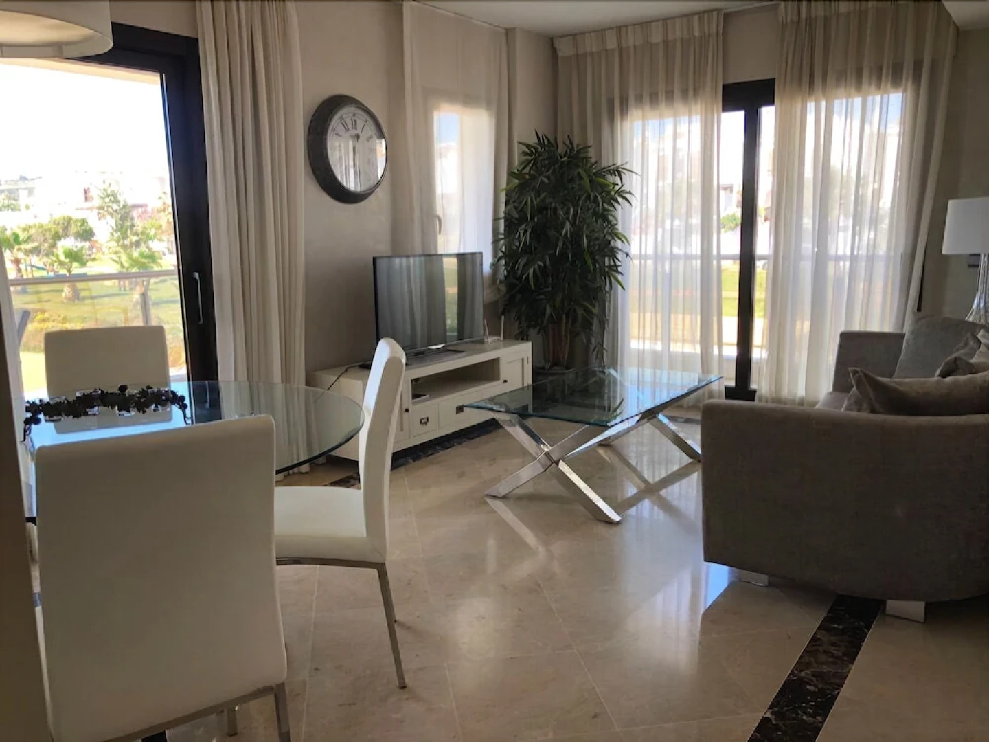 Apartamentos Marina del Castillo