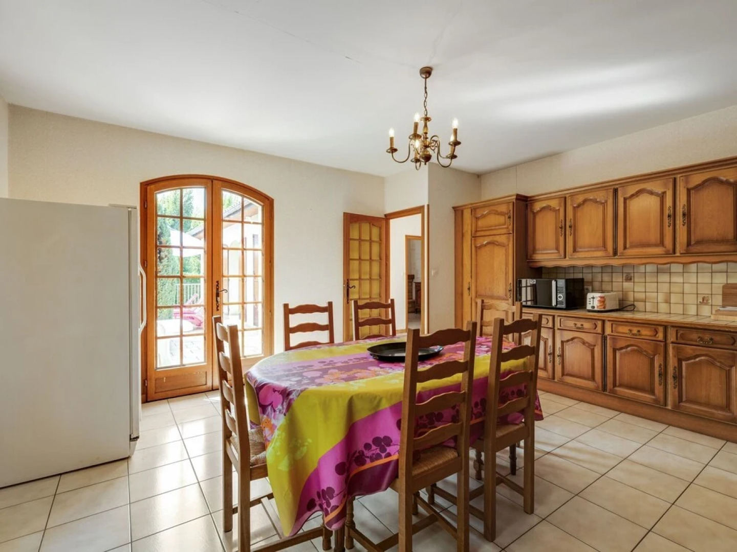 Beautiful Villa with Private Garden in Pineuilh Aquitaine