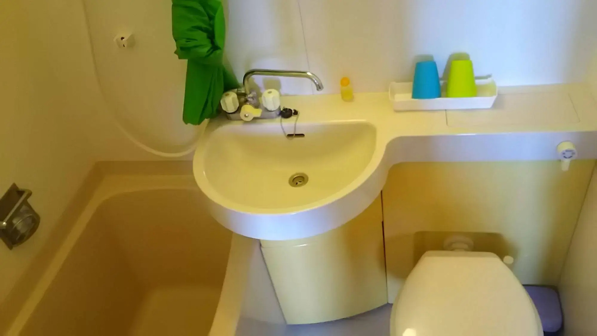 Guesthouse Ho Aloha - Hostel