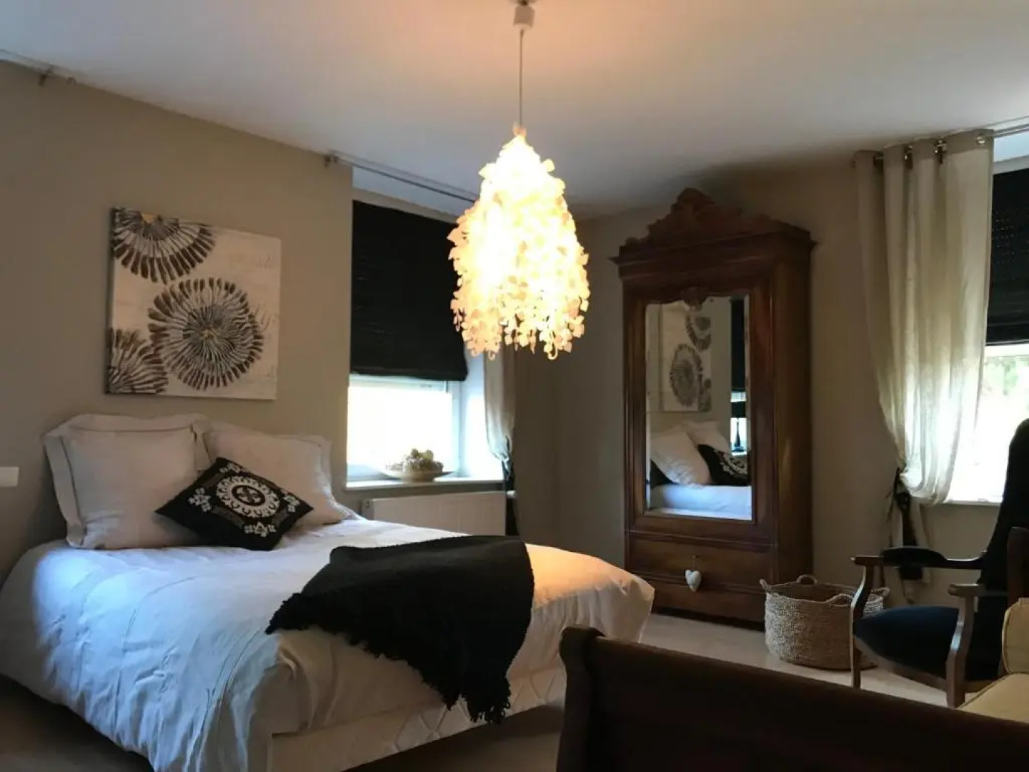 LA MAISON D INÈS - Chambres d Hôtes de Charme -