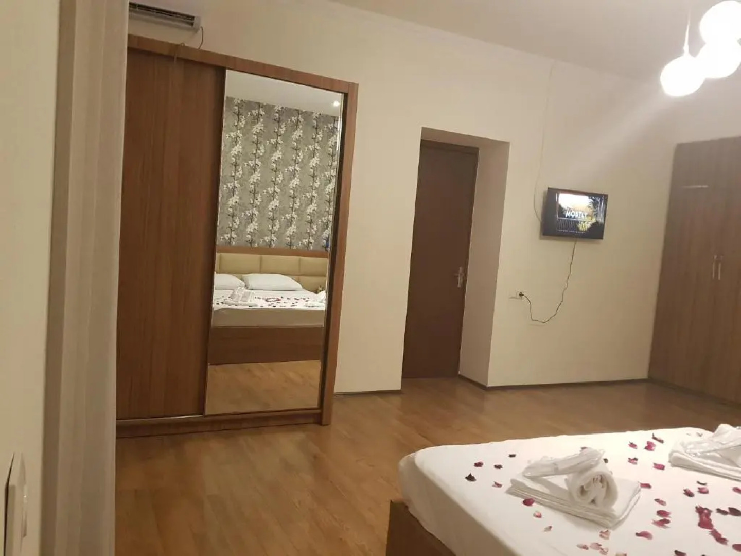 White House in Kakheti Eniseli