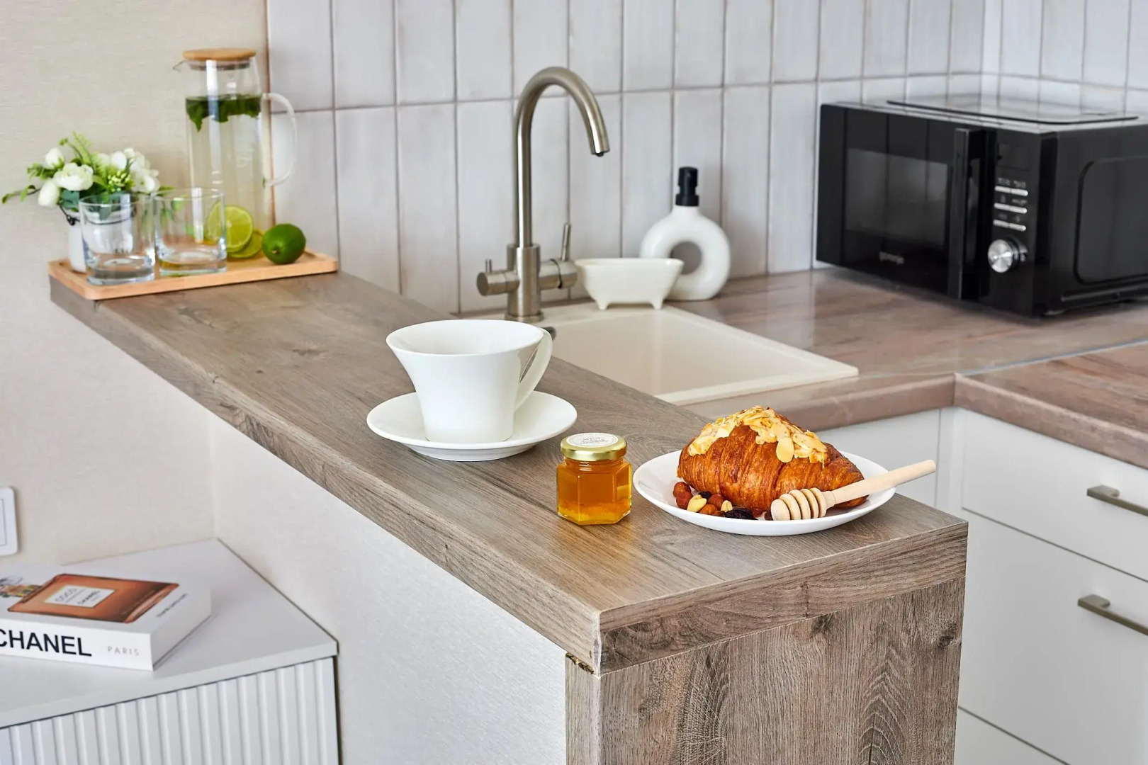 Атмосфера на улице Конгрессная 33