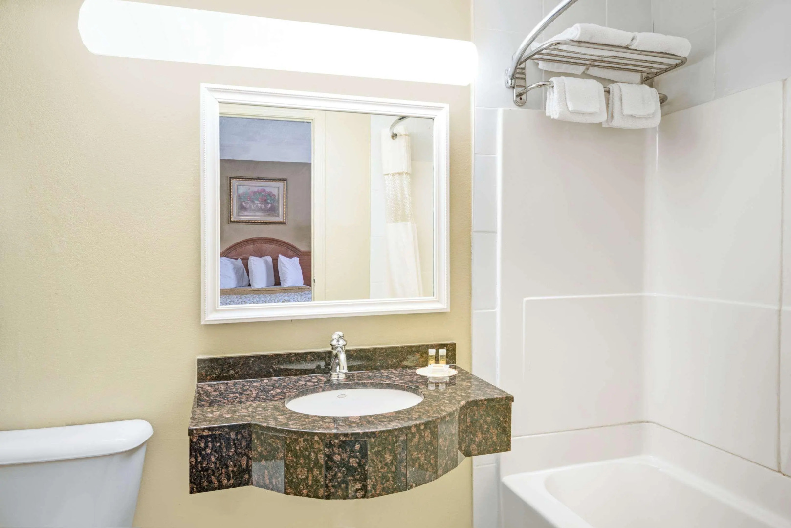 Days Inn and Conference Center Branford