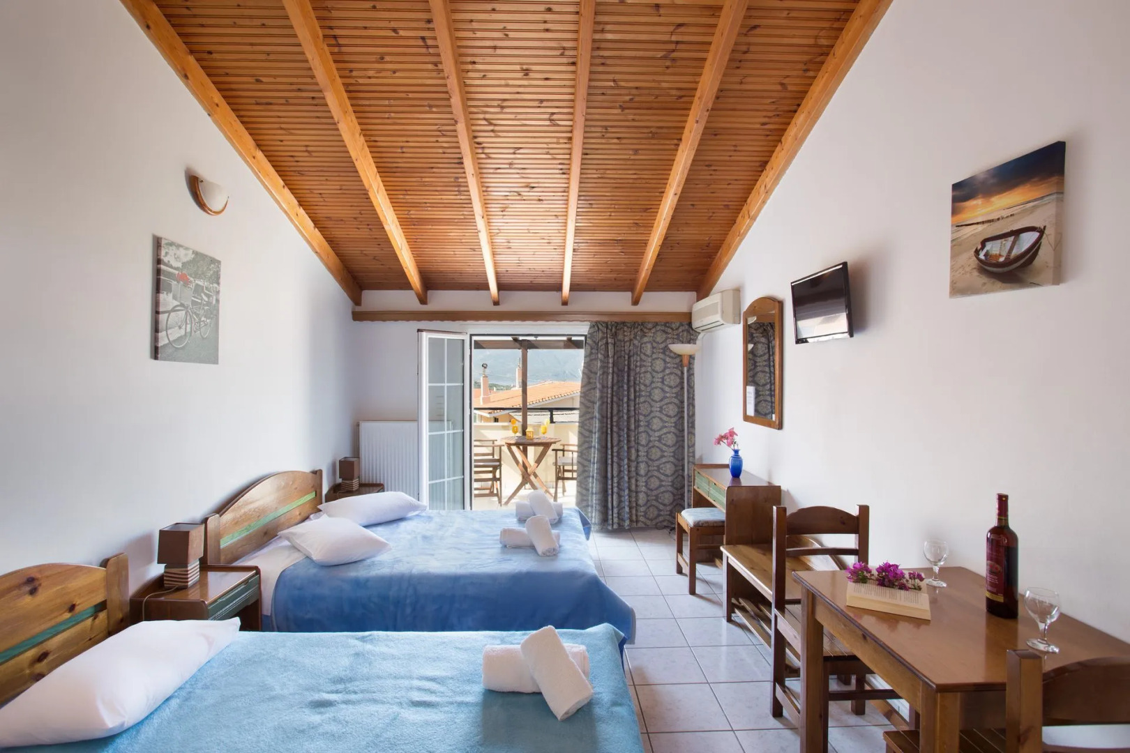 Malvasia Corner Studios